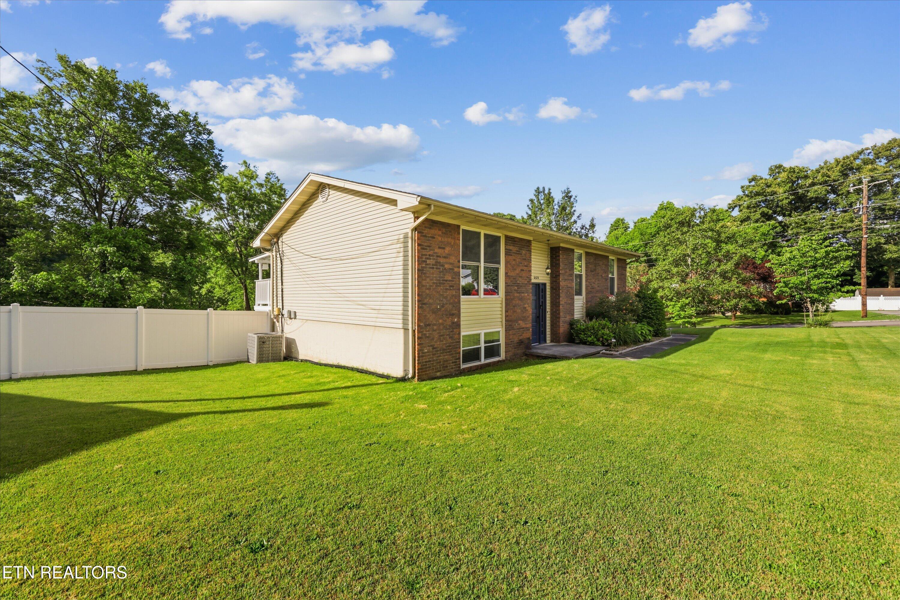 6579 E Garwood Circle Knoxville TN 37918