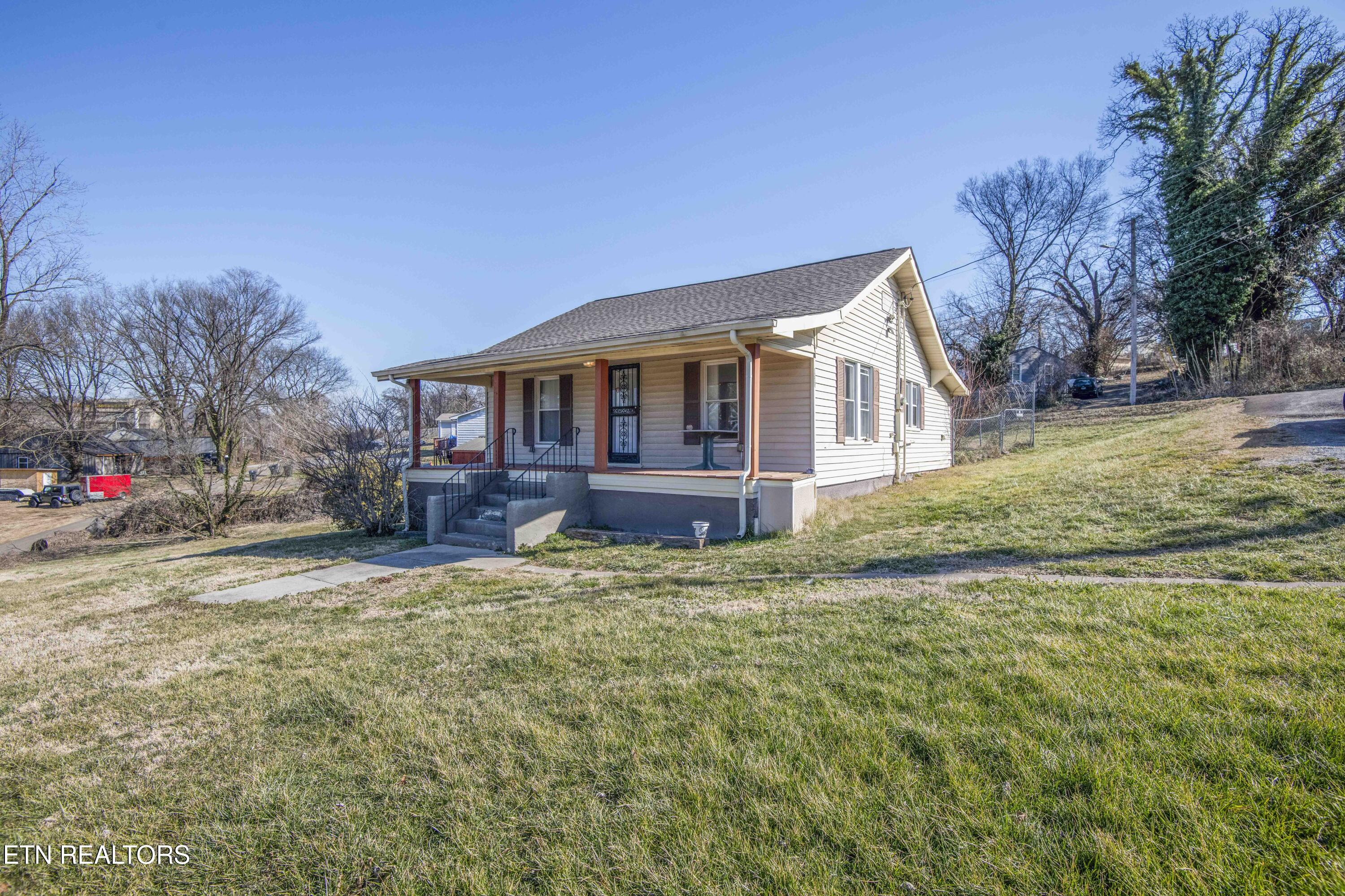 1945 Massachusetts Avenue Knoxville TN 37921