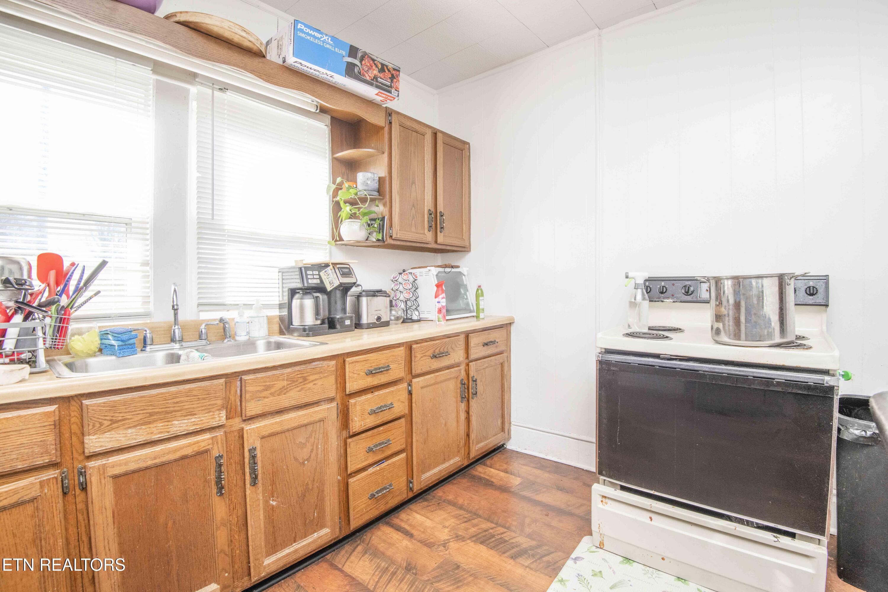 1945 Massachusetts Avenue Knoxville TN 37921