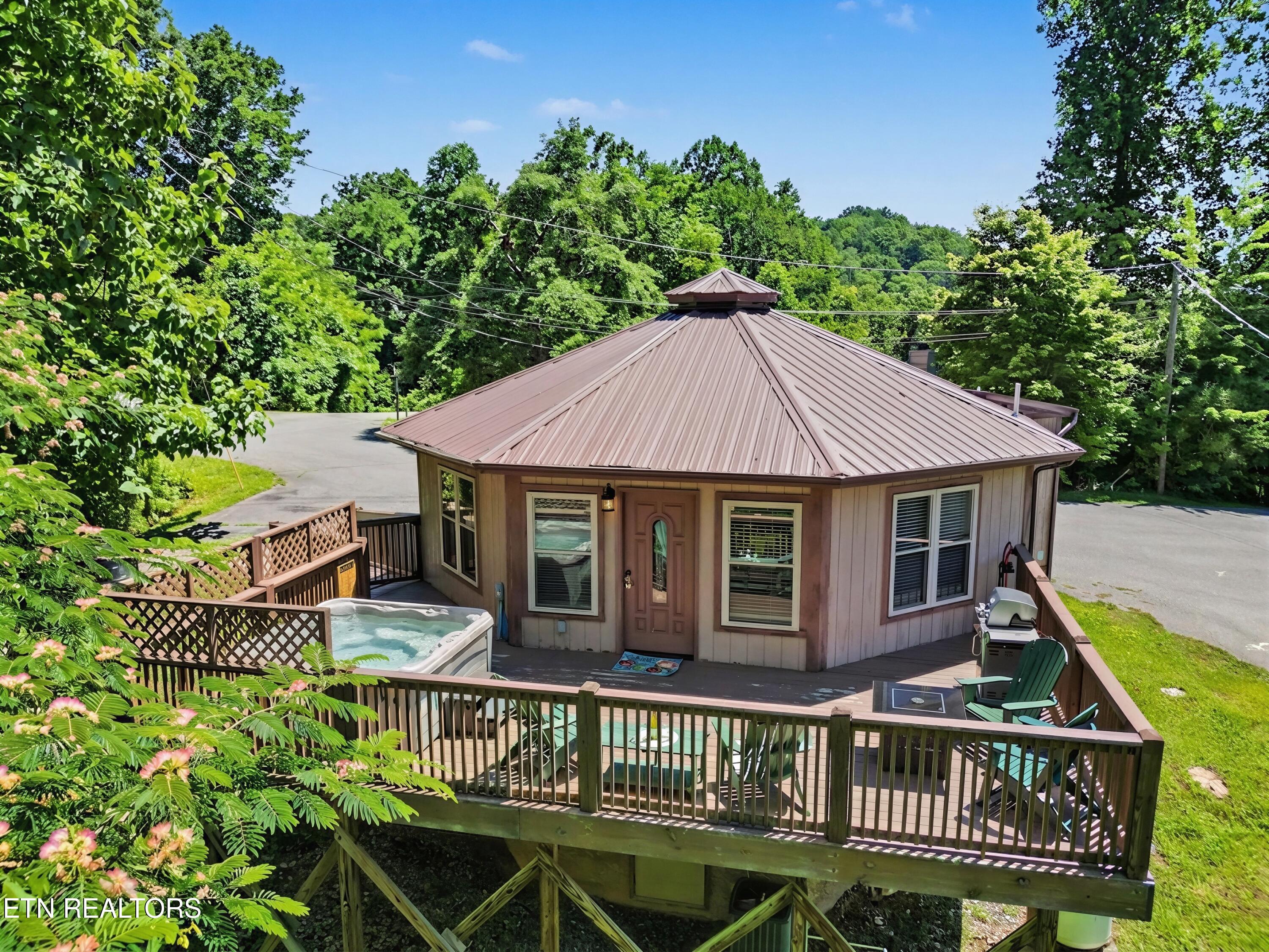 717 Valley View Lane Gatlinburg TN 37738