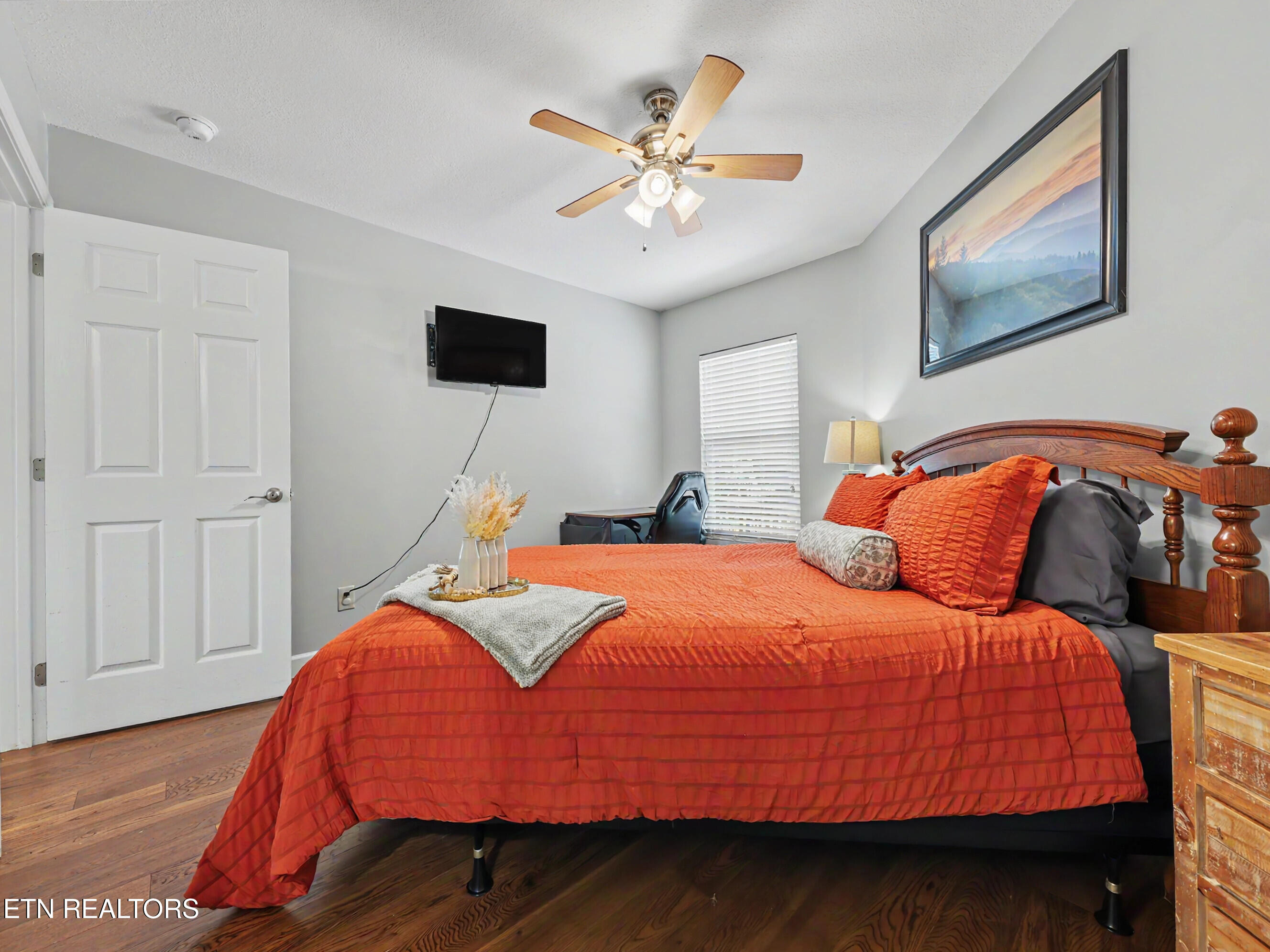 717 Valley View Lane Gatlinburg TN 37738