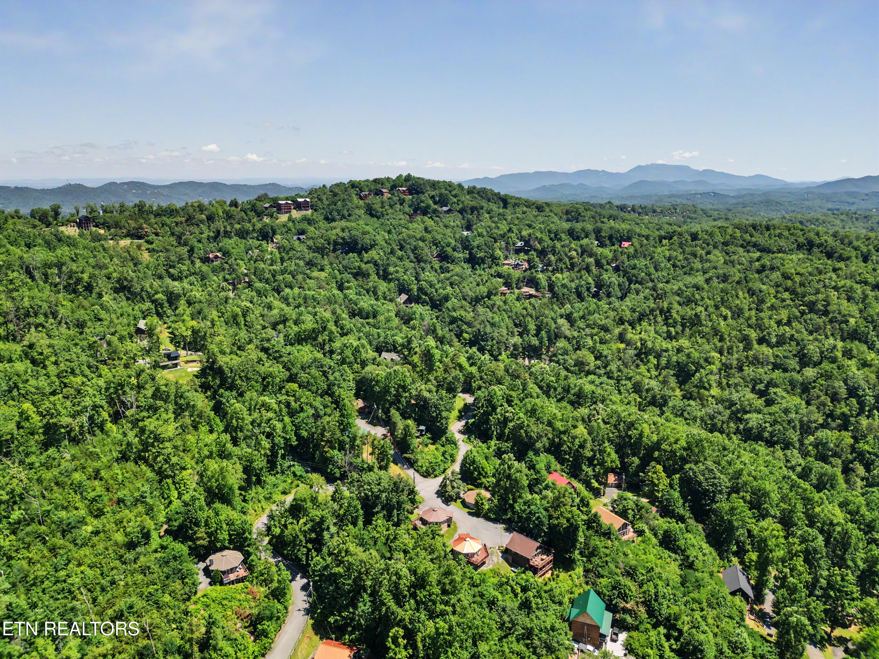 717 Valley View Lane Gatlinburg TN 37738