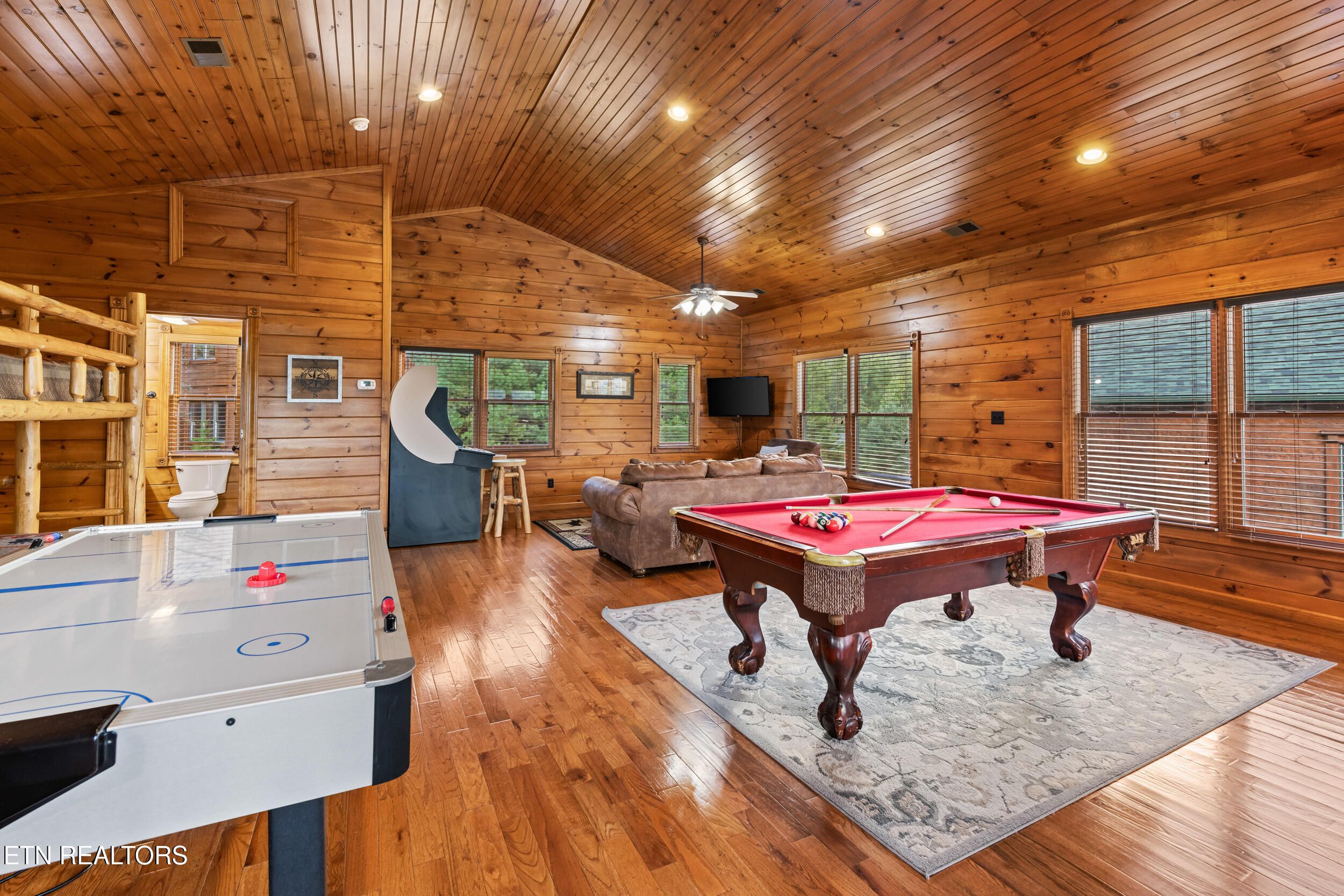 820 Great Smoky Way Gatlinburg TN 37738