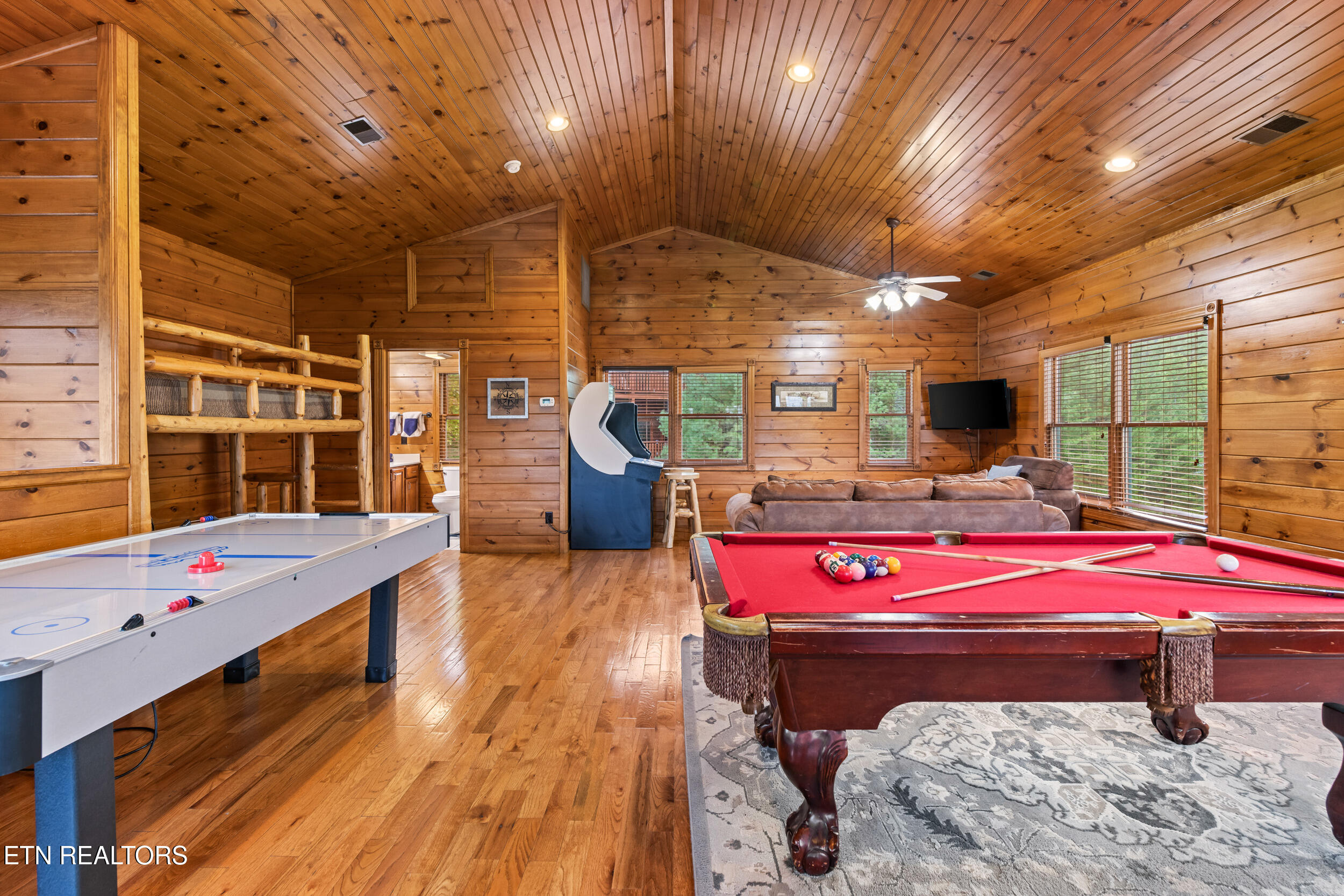 820 Great Smoky Way Gatlinburg TN 37738