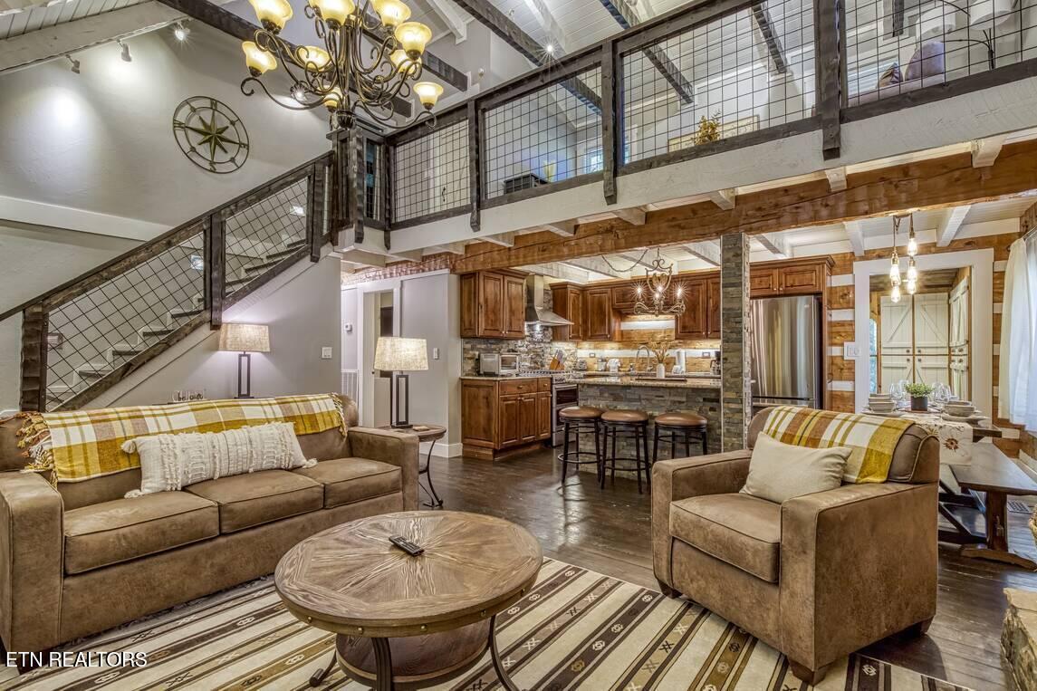 2440 Paradise Falls Way Sevierville TN 37862