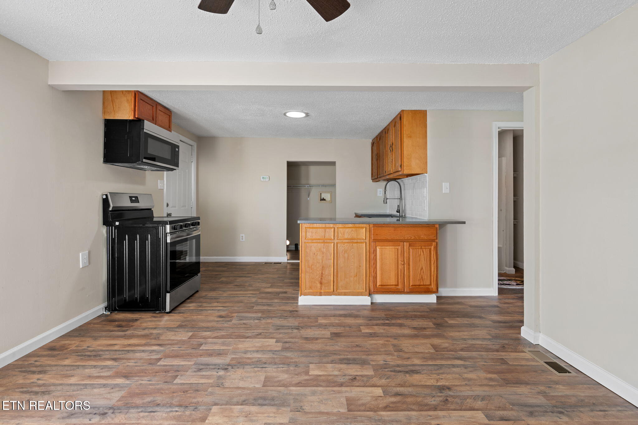 1005 Drive D Knoxville TN 37920