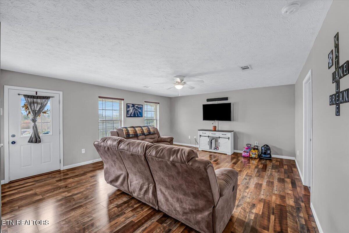 2026 Jonathan Drive White Pine TN 37890