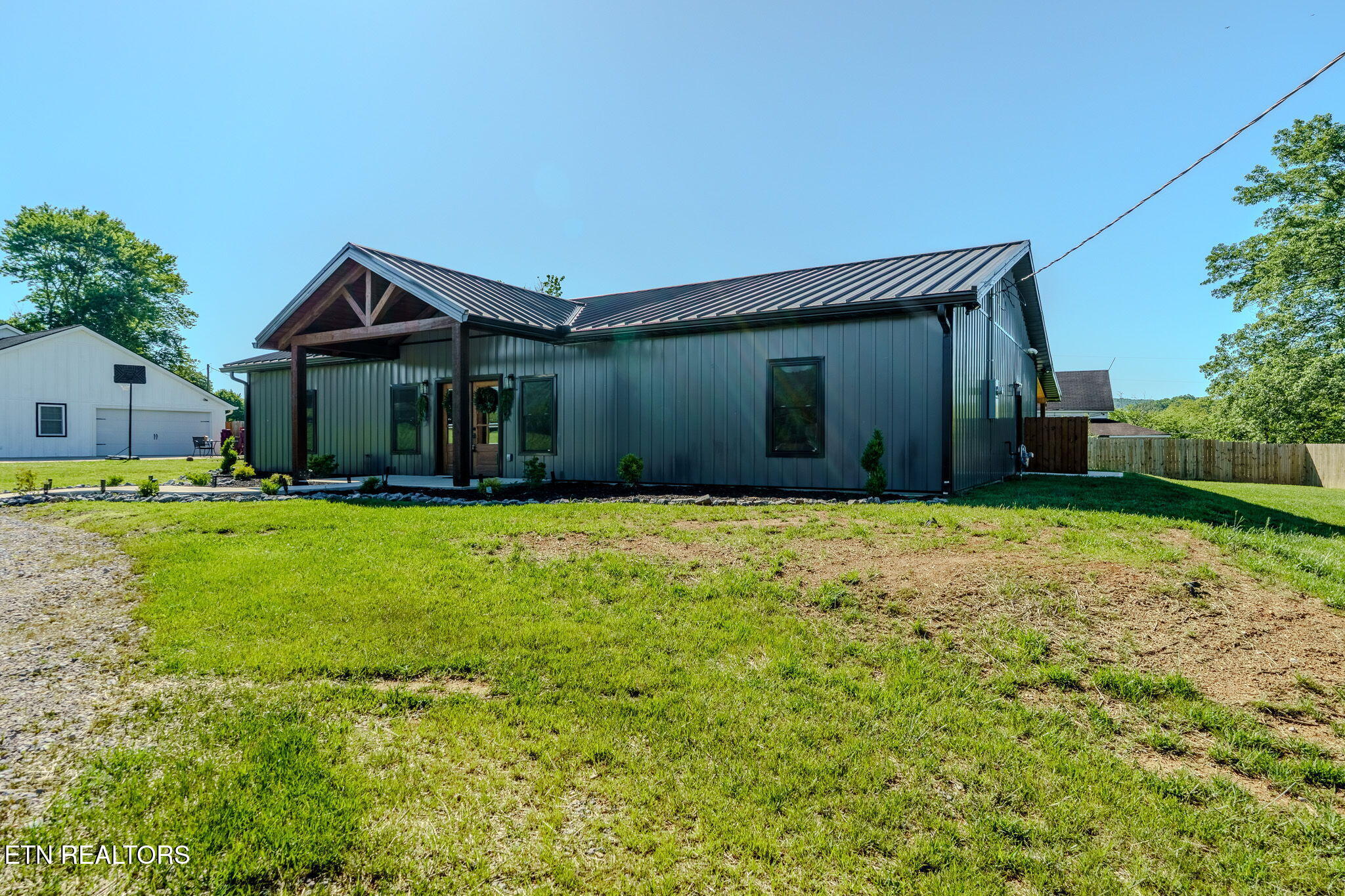 110 Eldon Justice Road Oliver Springs TN 37840