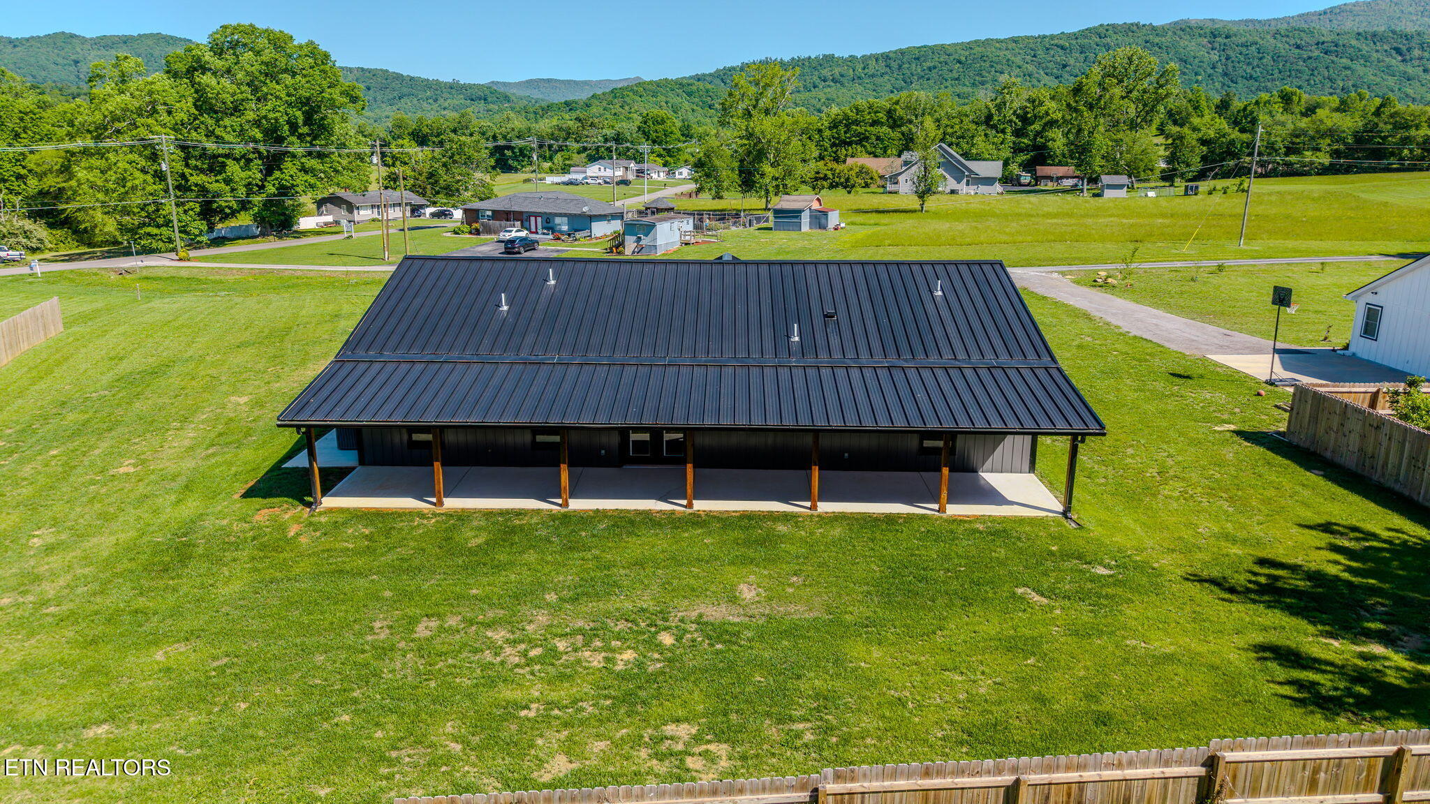110 Eldon Justice Road Oliver Springs TN 37840