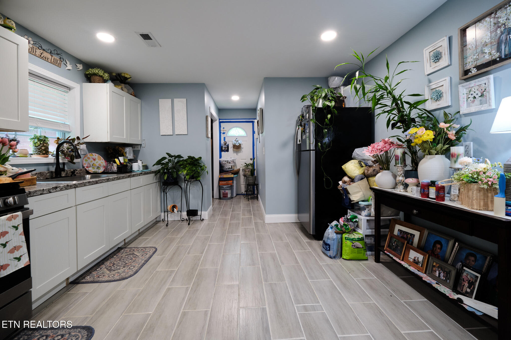 3824 Sugar Grove Valley Road Harriman TN 37748