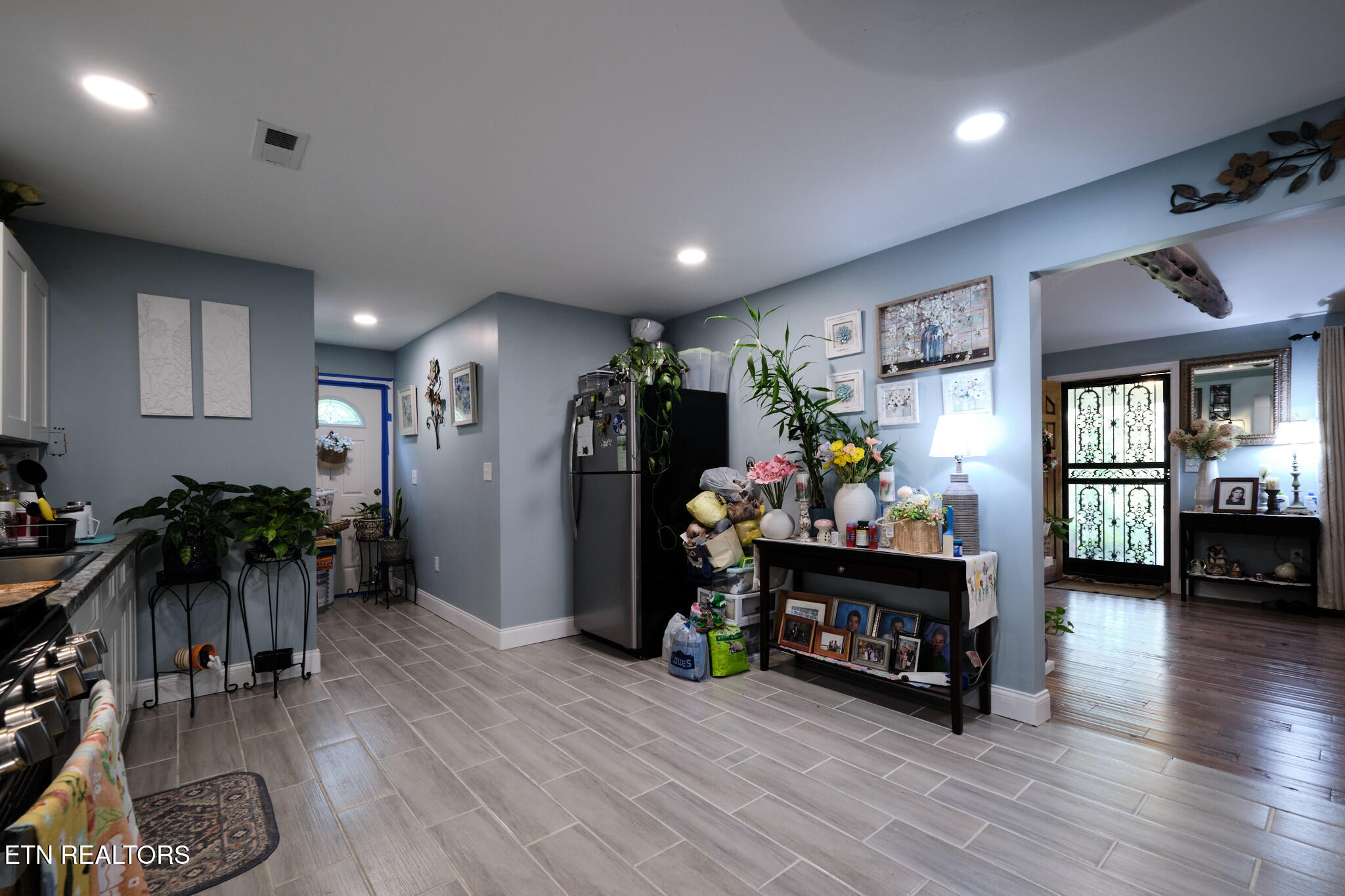 3824 Sugar Grove Valley Road Harriman TN 37748