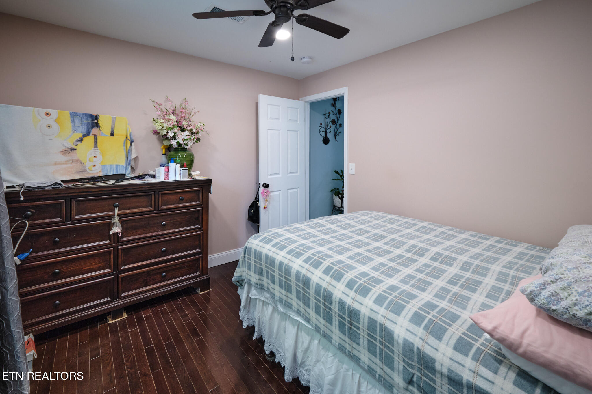 3824 Sugar Grove Valley Road Harriman TN 37748