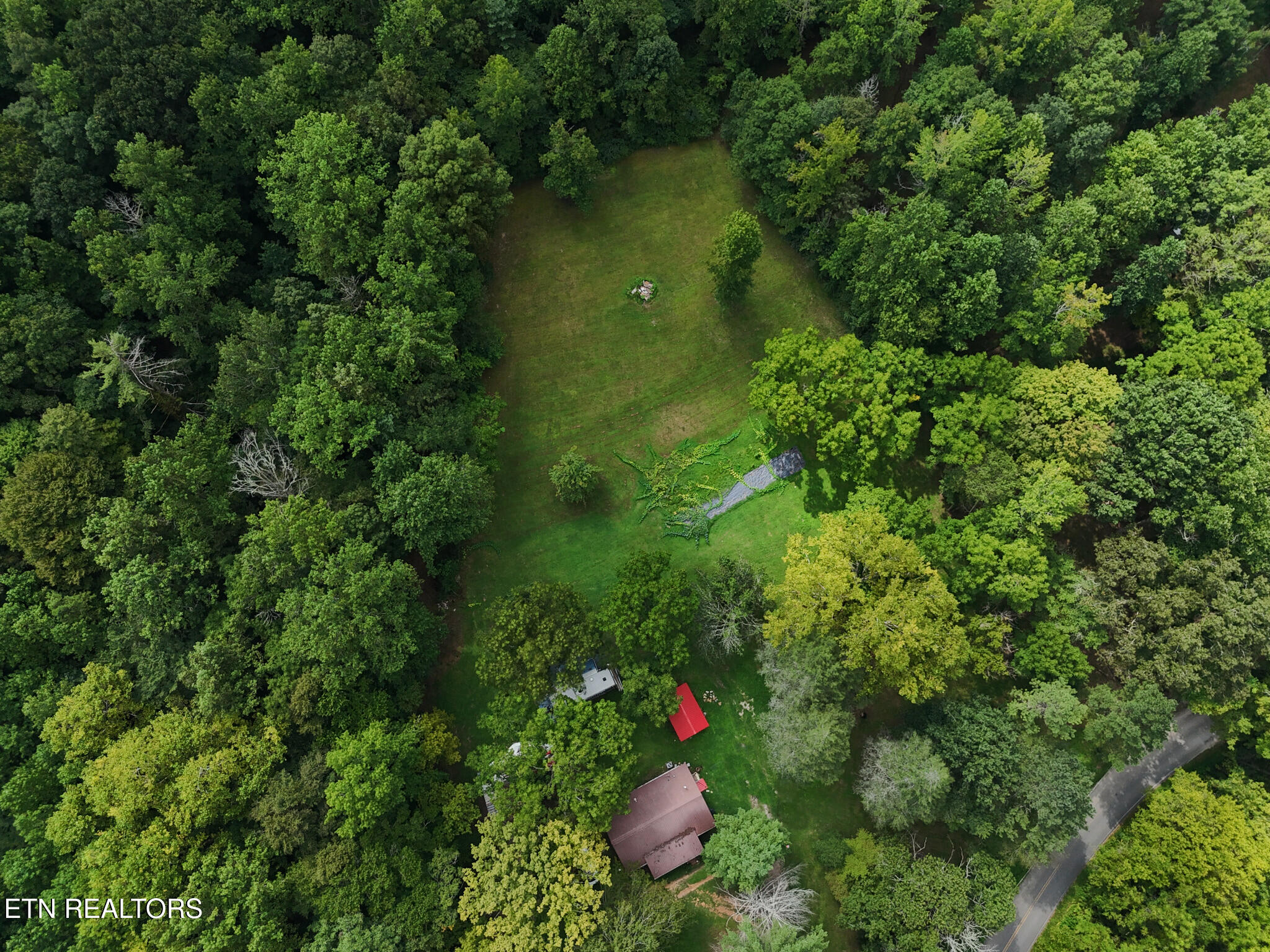 3824 Sugar Grove Valley Road Harriman TN 37748