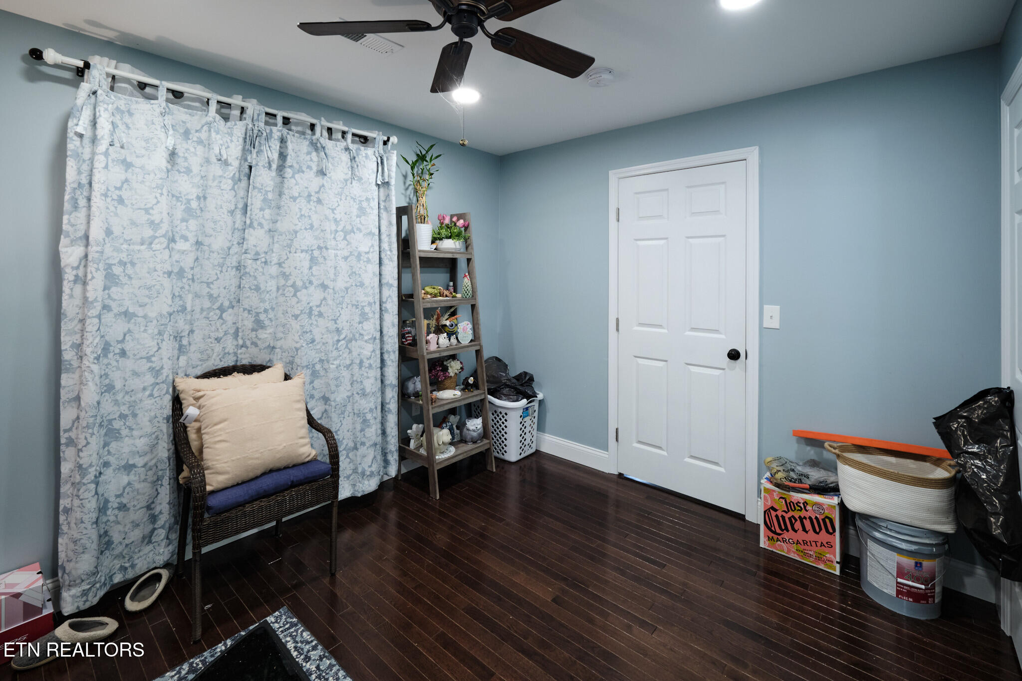 3824 Sugar Grove Valley Road Harriman TN 37748