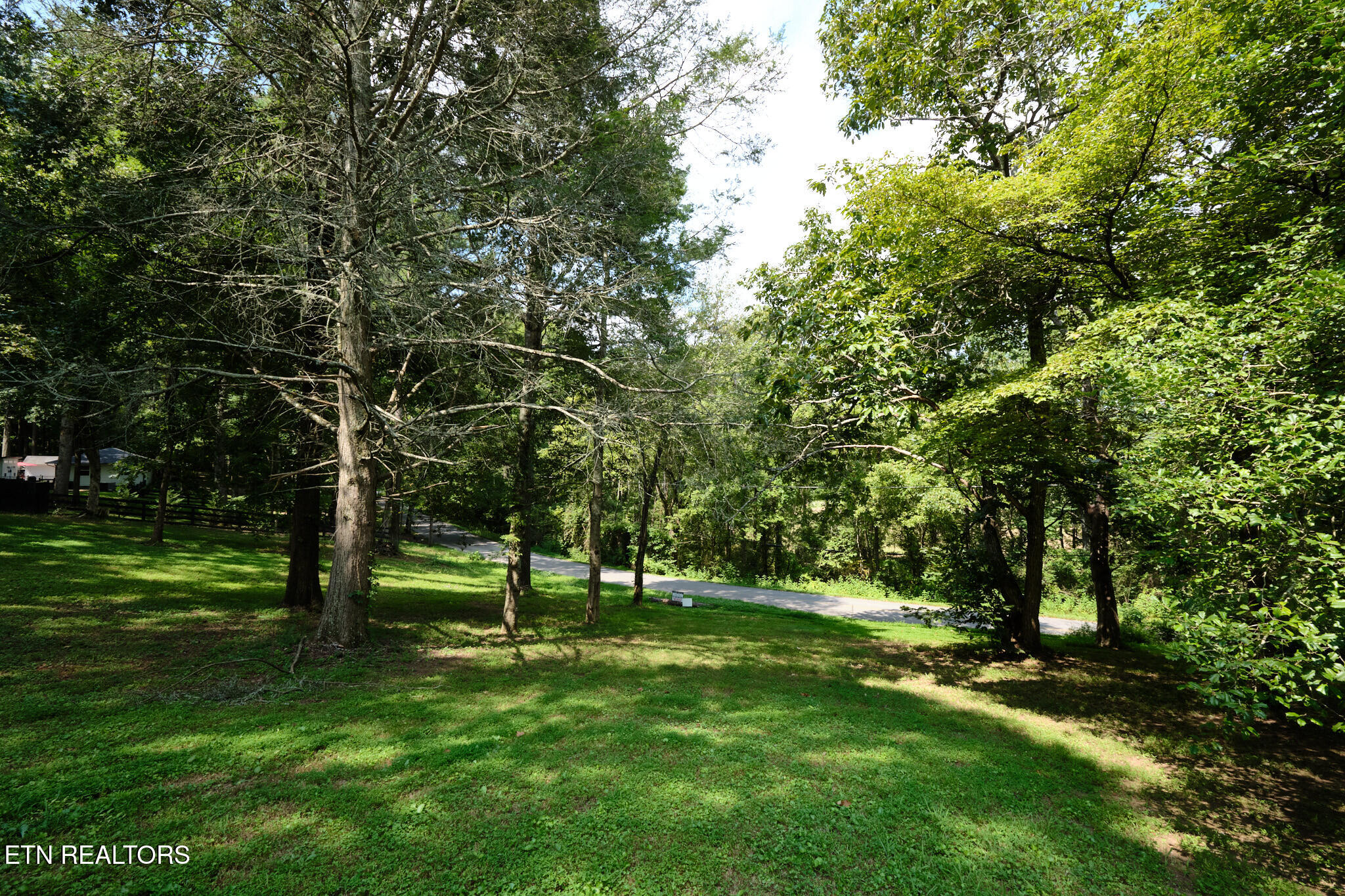 3824 Sugar Grove Valley Road Harriman TN 37748
