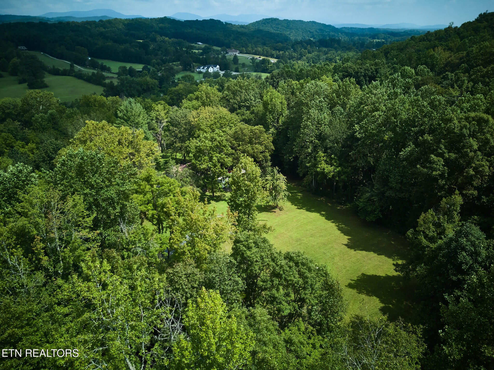 3824 Sugar Grove Valley Road Harriman TN 37748