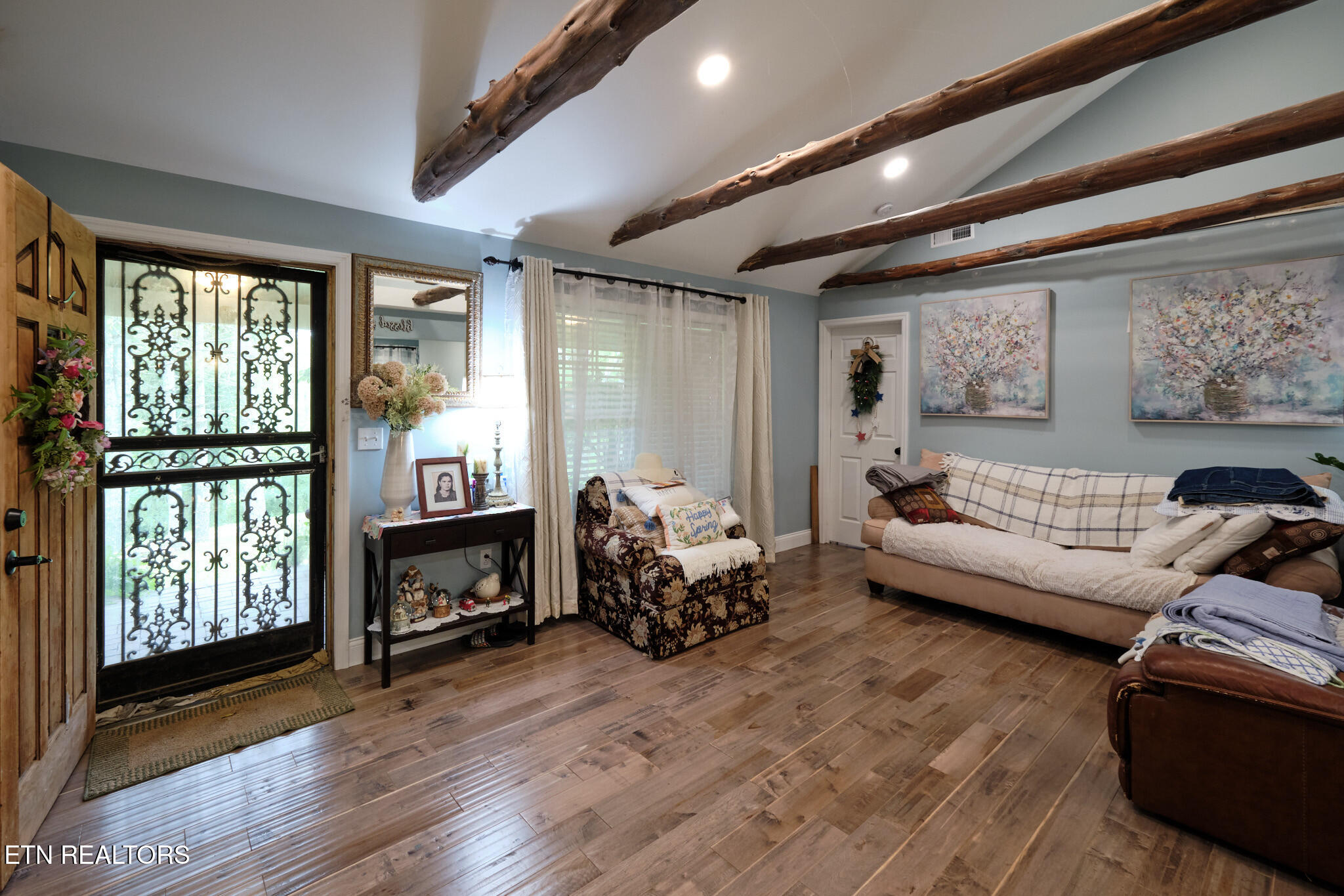 3824 Sugar Grove Valley Road Harriman TN 37748