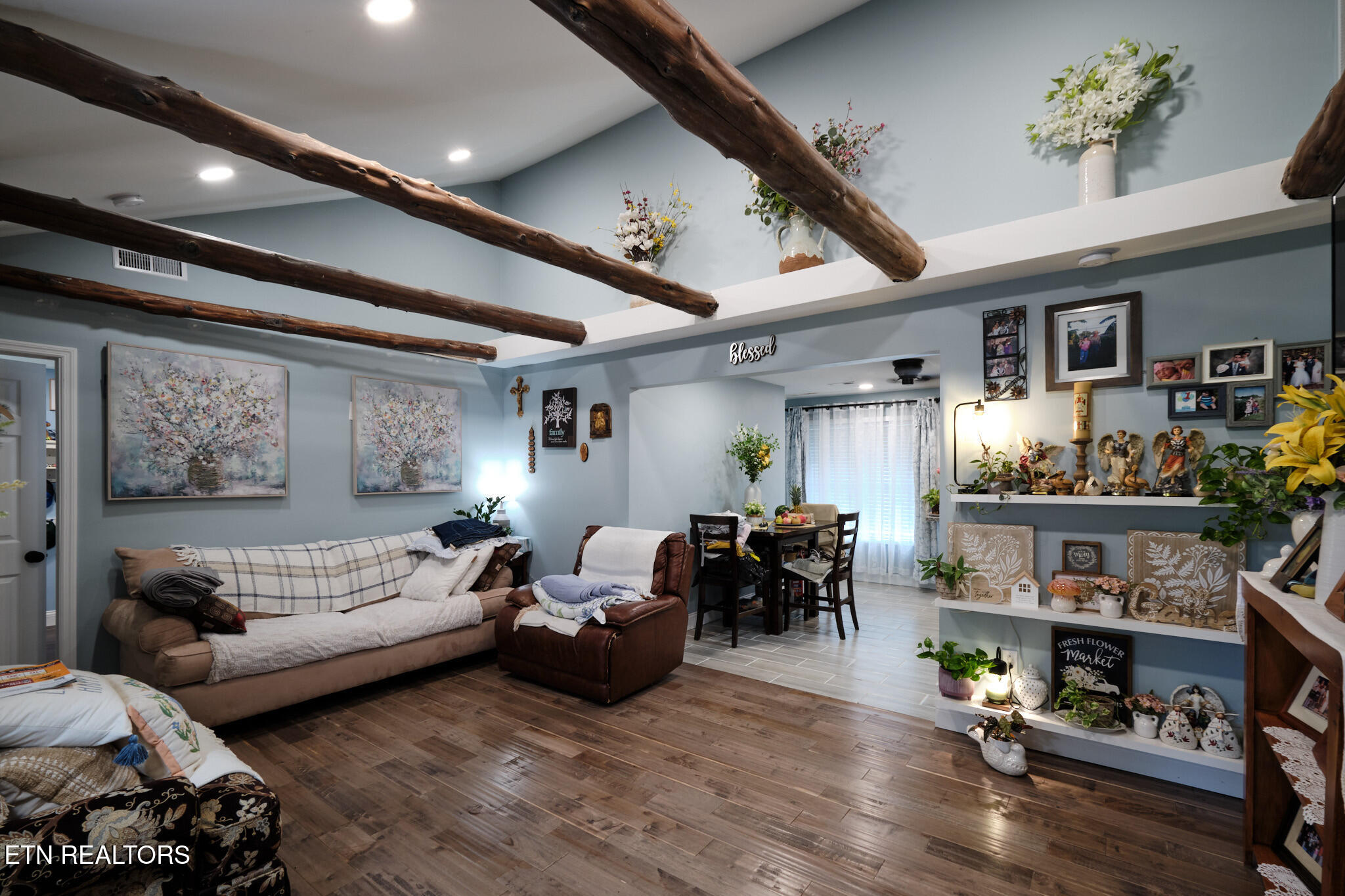 3824 Sugar Grove Valley Road Harriman TN 37748