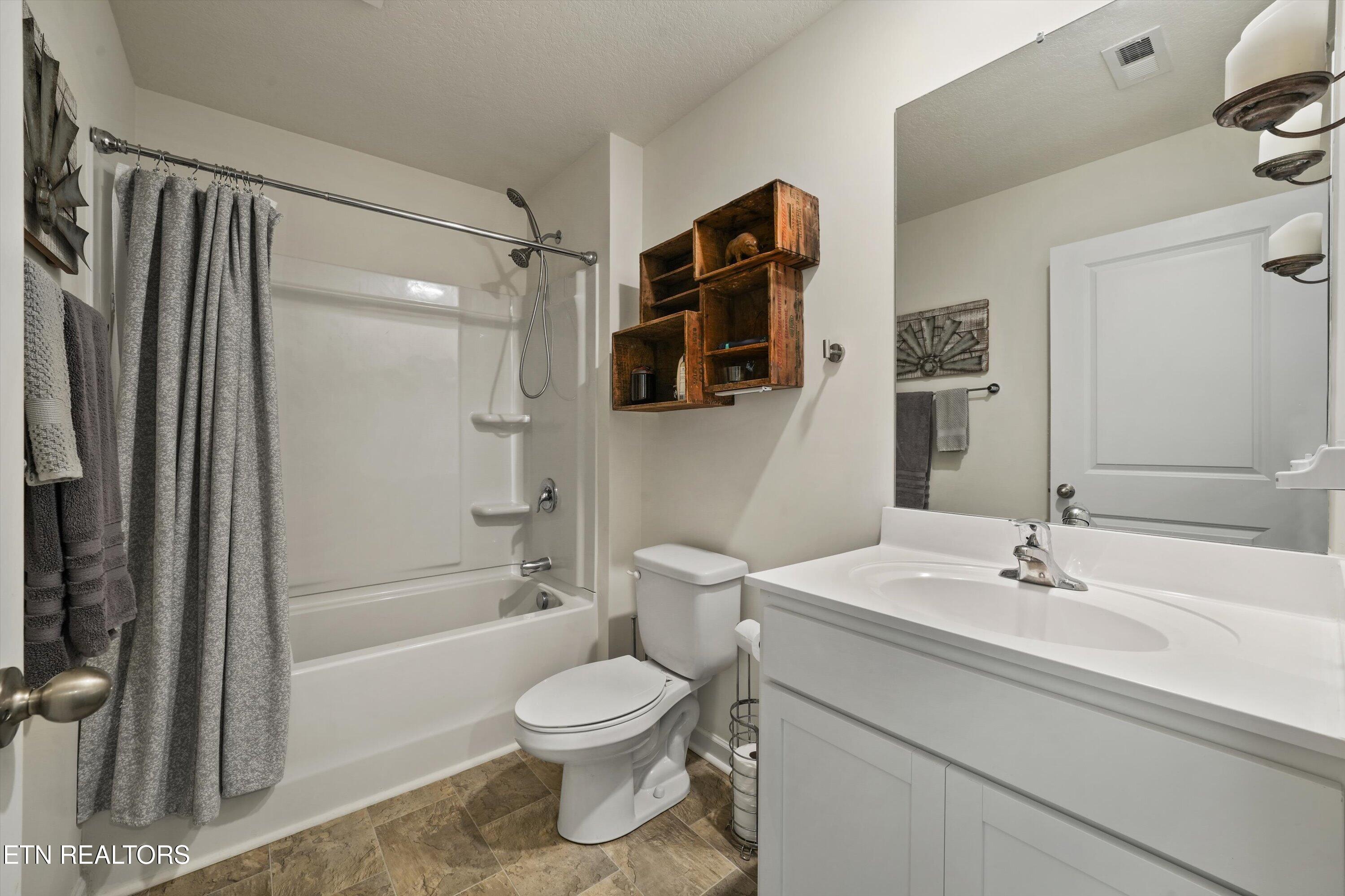 5056 Elm Brook Road Dandridge TN 37725