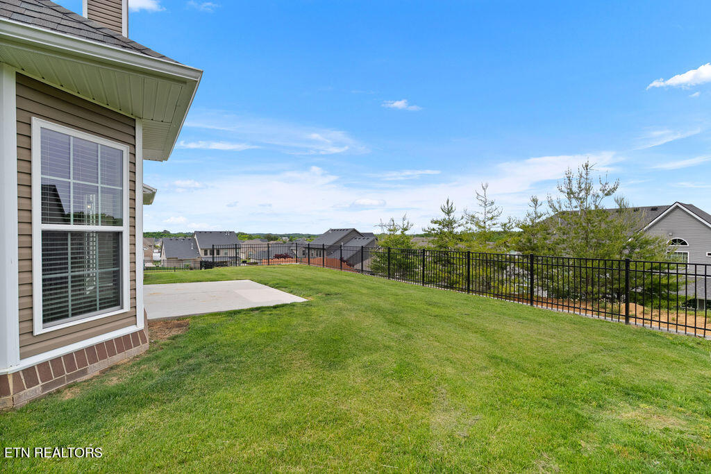 818 Brookwood Lane Maryville TN 37801