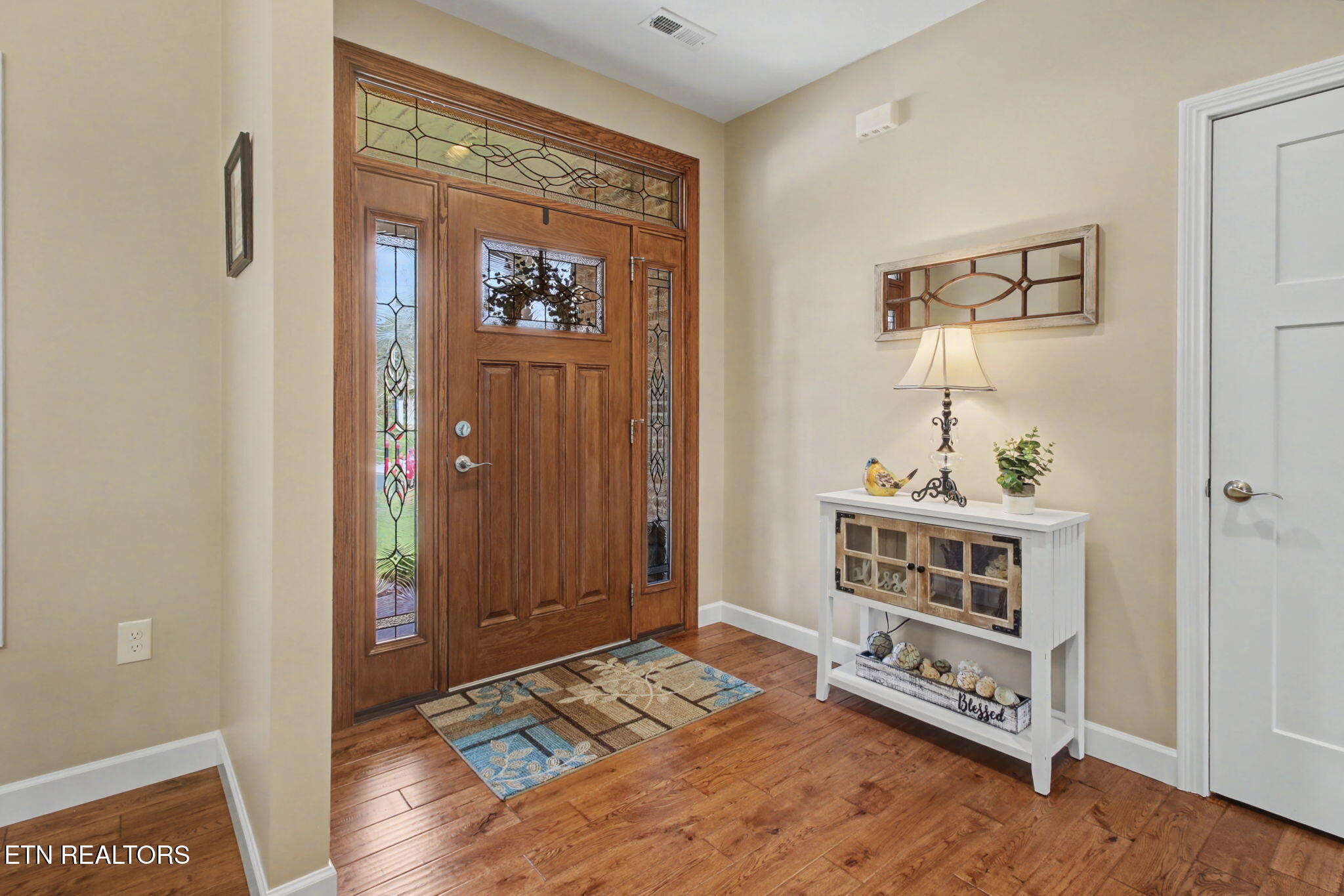 204 Seminole Circle Loudon TN 37774