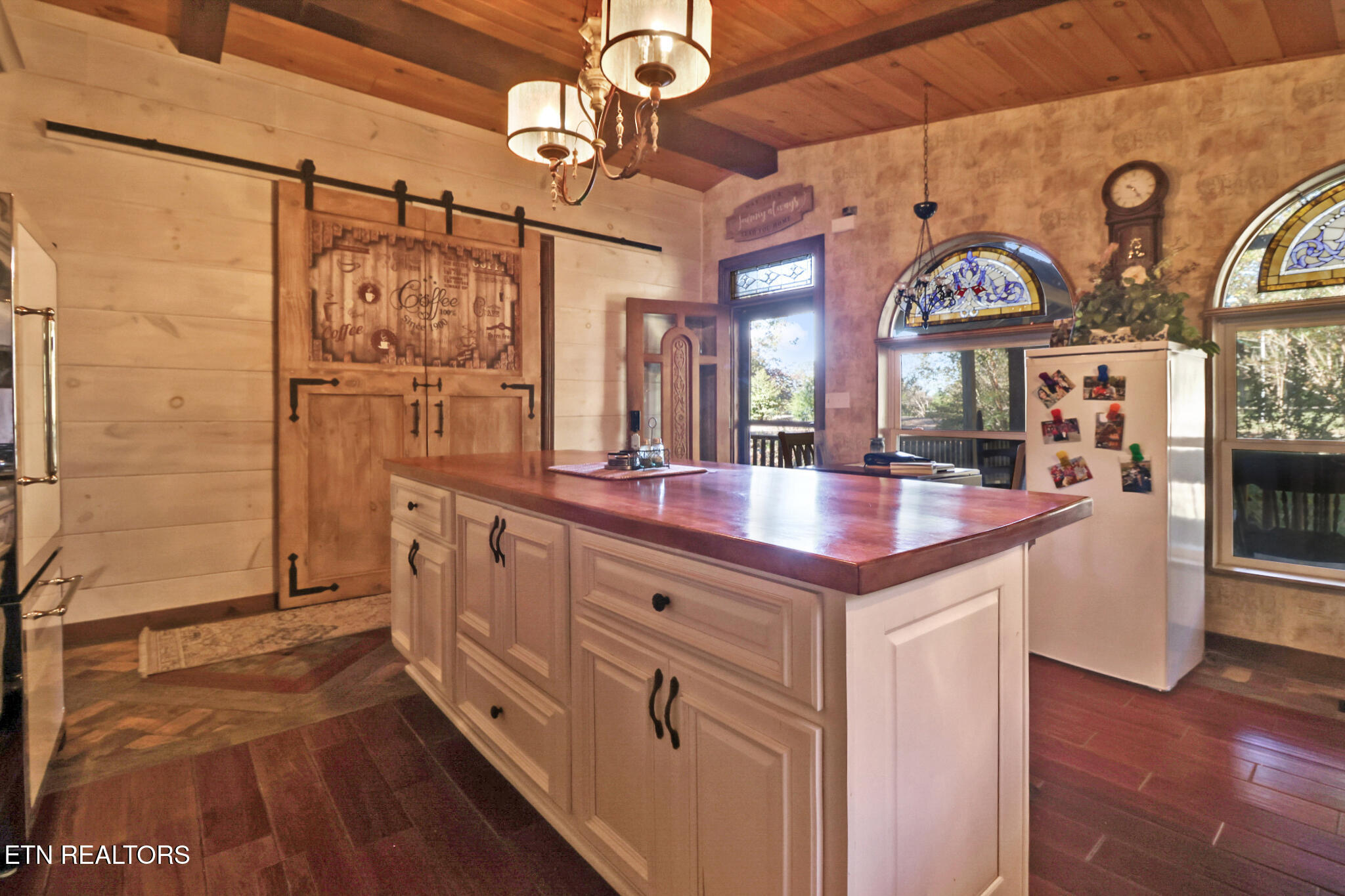 698 Boone Ridge Road Jamestown TN 38556