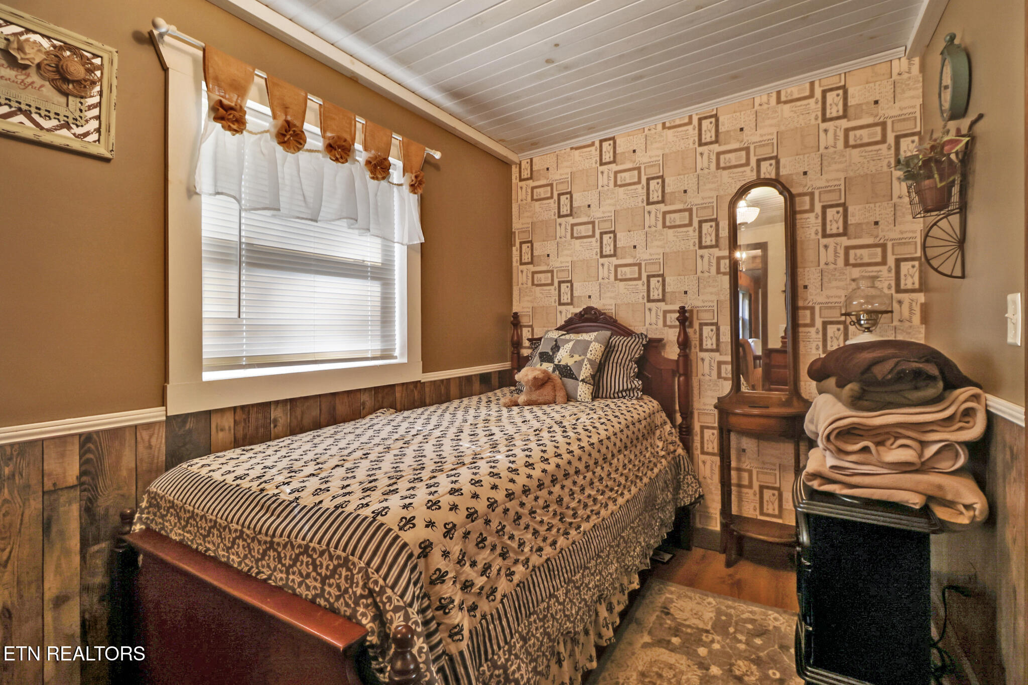 698 Boone Ridge Road Jamestown TN 38556