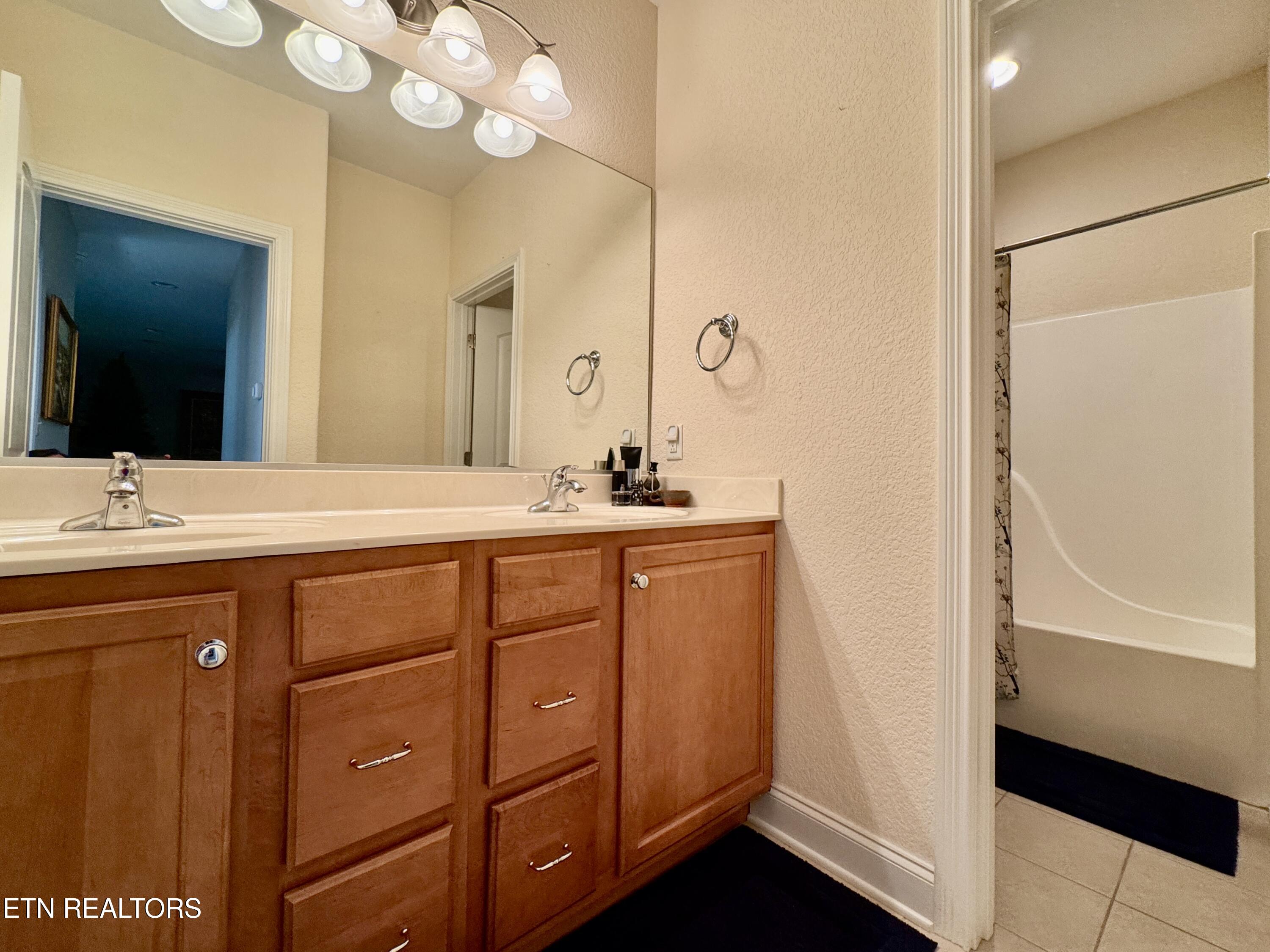 309 Sunny Springs Lane Knoxville TN 37922