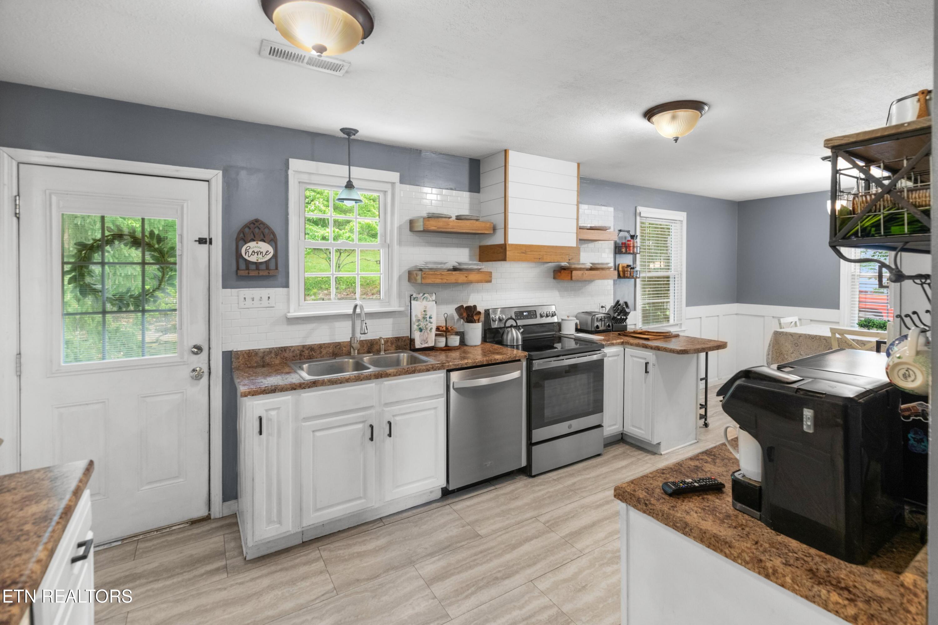 1302 Irwin Drive Powell TN 37849
