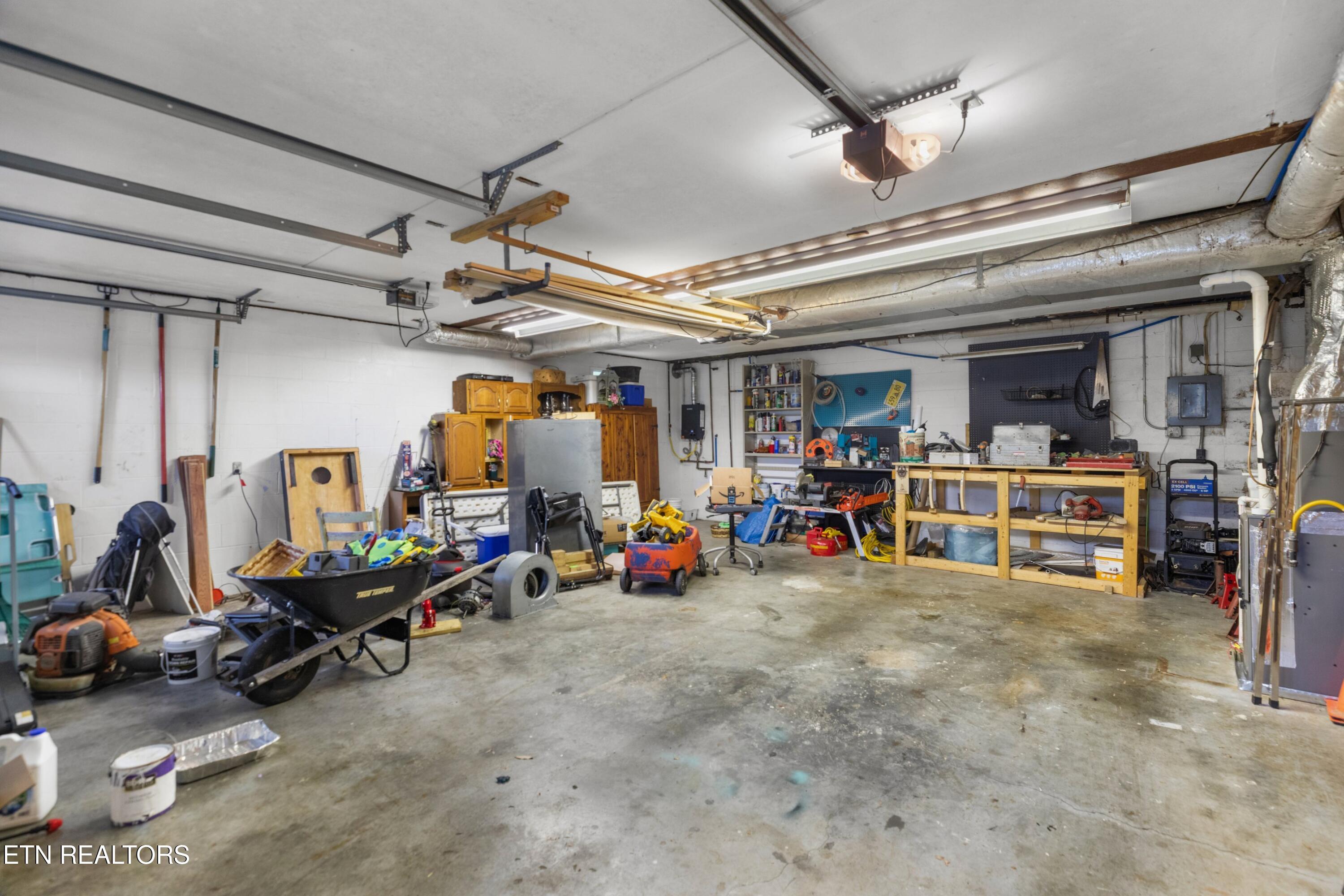 1302 Irwin Drive Powell TN 37849