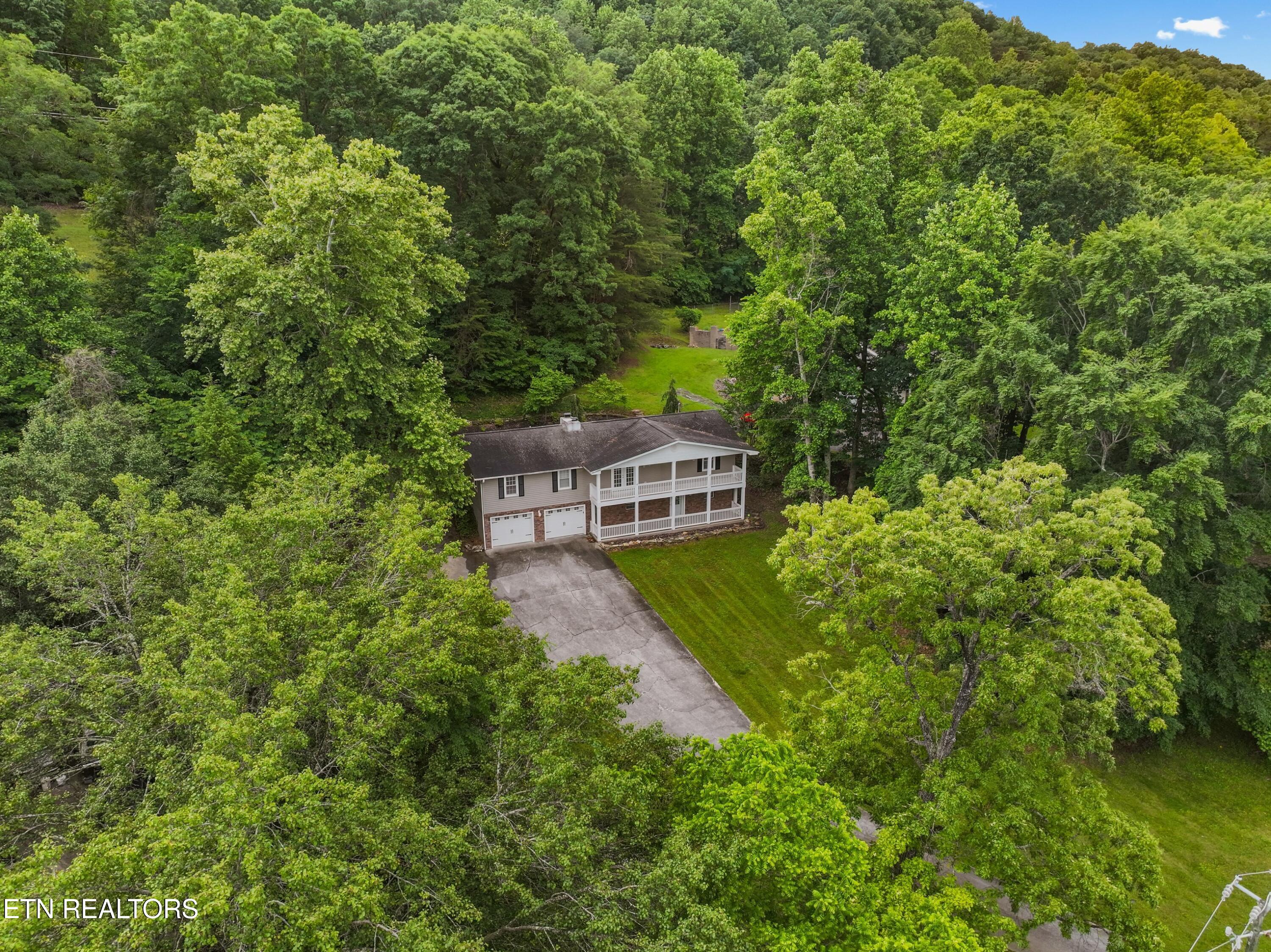 1302 Irwin Drive Powell TN 37849