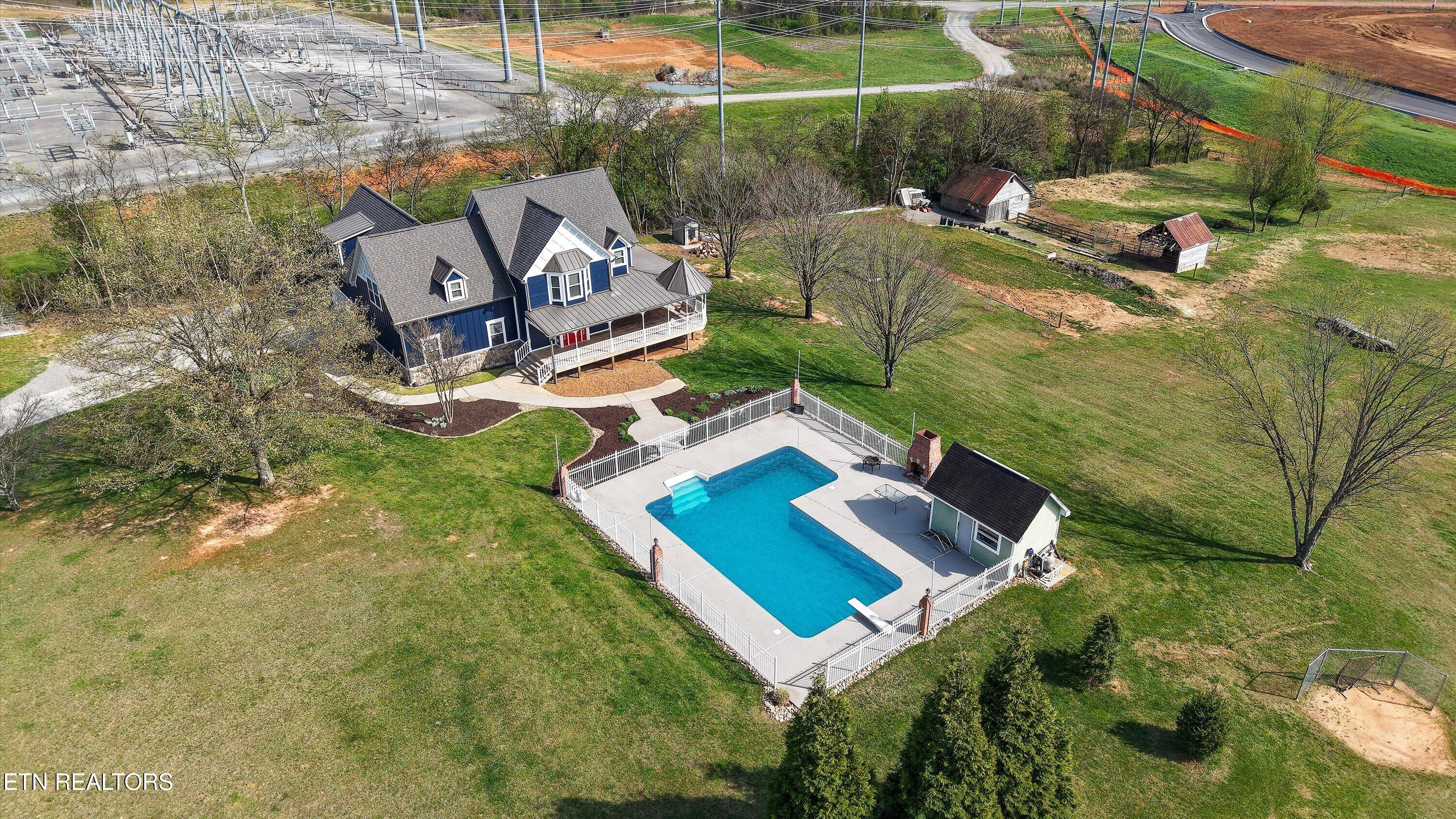 647 Mannela Drive Strawberry Plains TN 37871