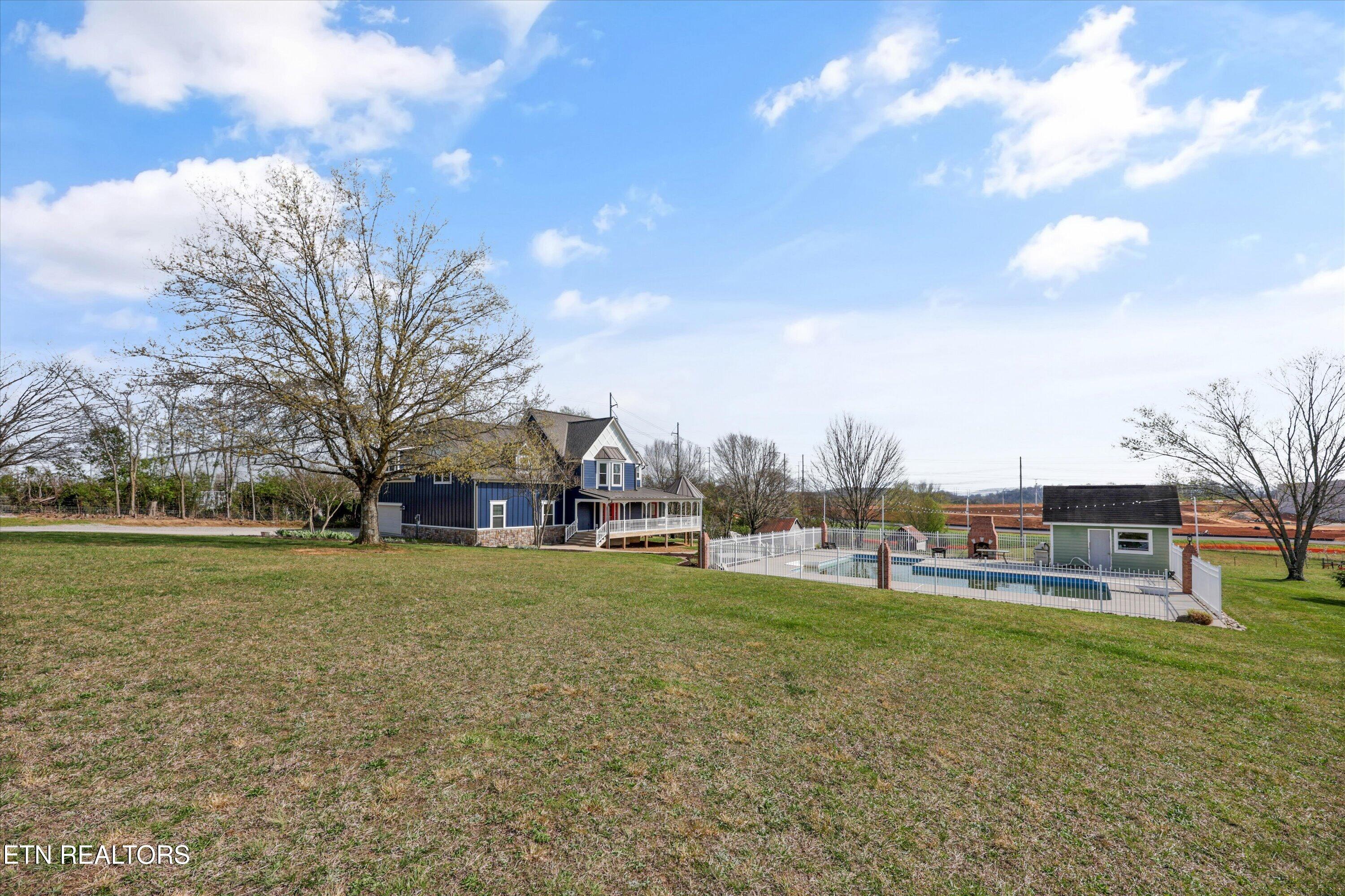 647 Mannela Drive Strawberry Plains TN 37871