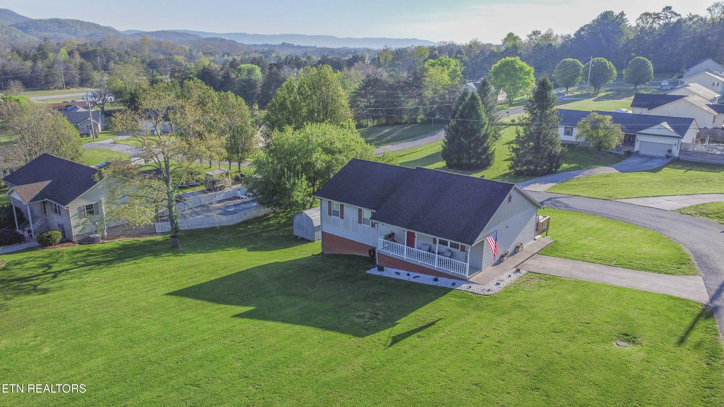 127 Courtney Circle Cumberland Gap TN 37724
