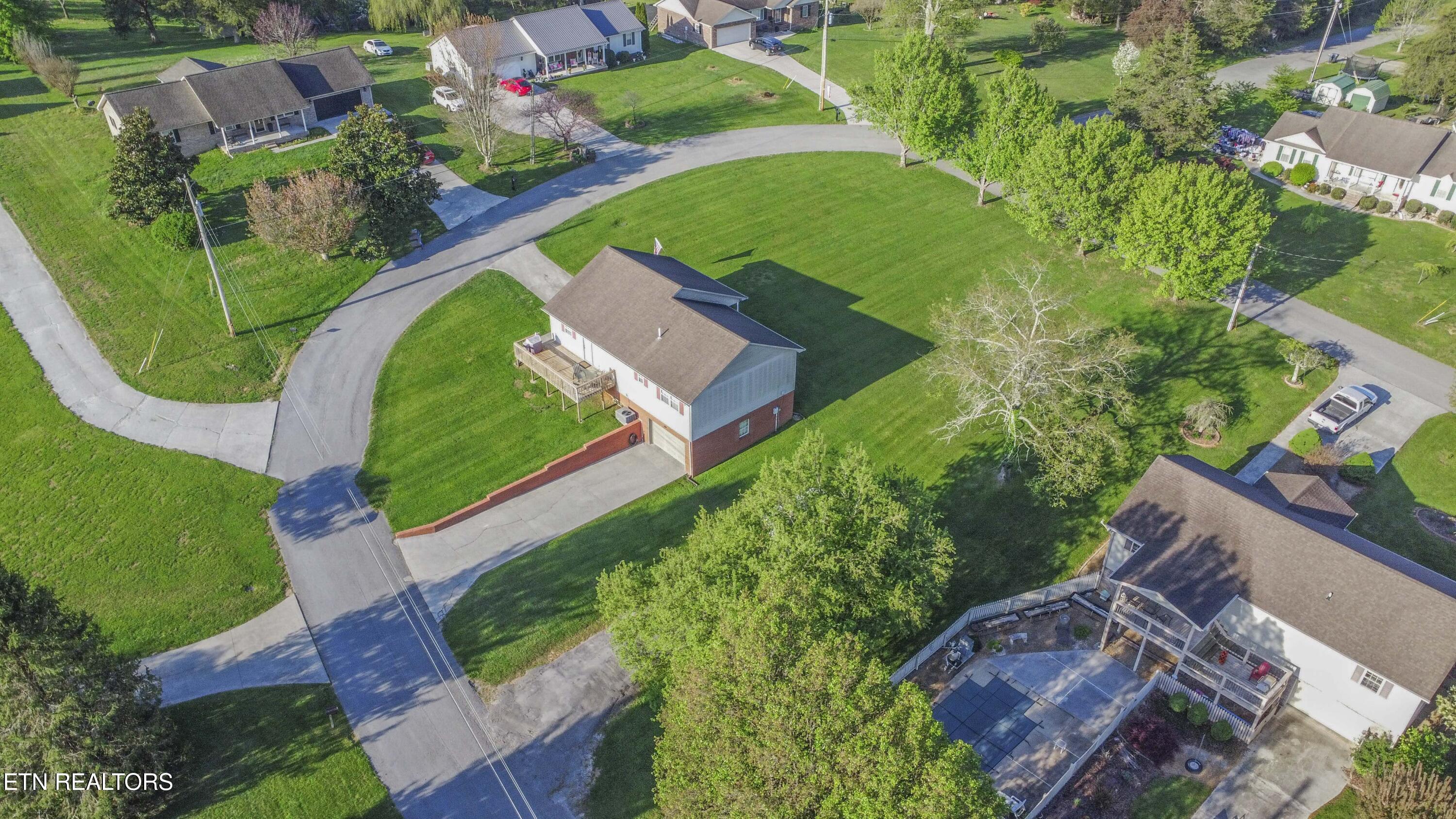 127 Courtney Circle Cumberland Gap TN 37724