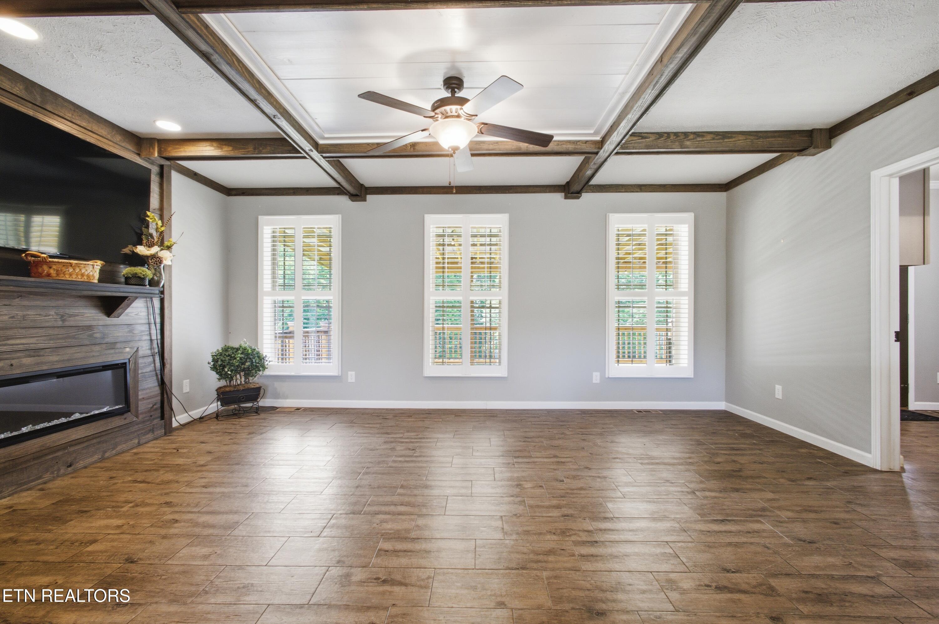 127 Narramore Lane Philadelphia TN 37846