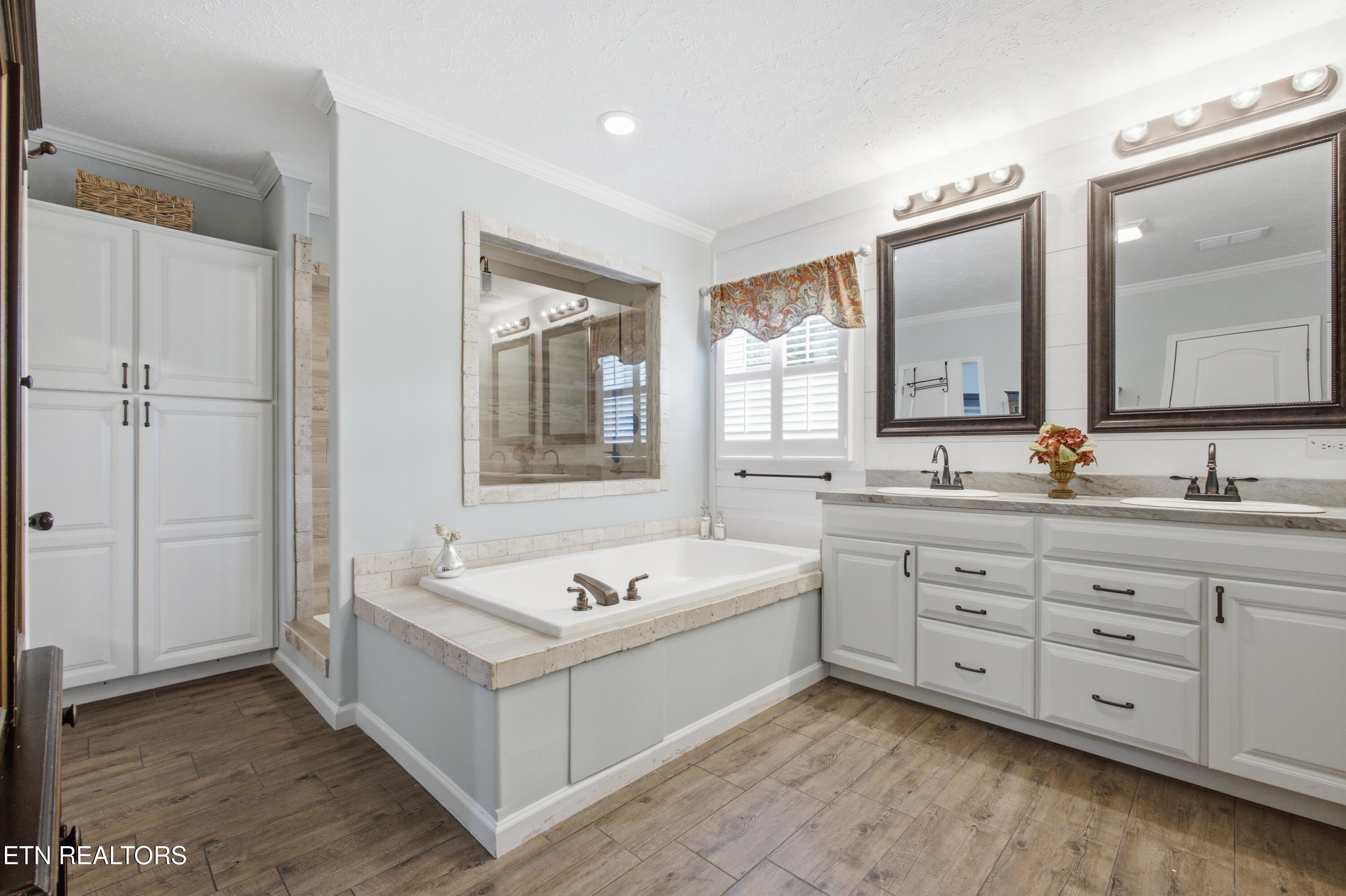 127 Narramore Lane Philadelphia TN 37846