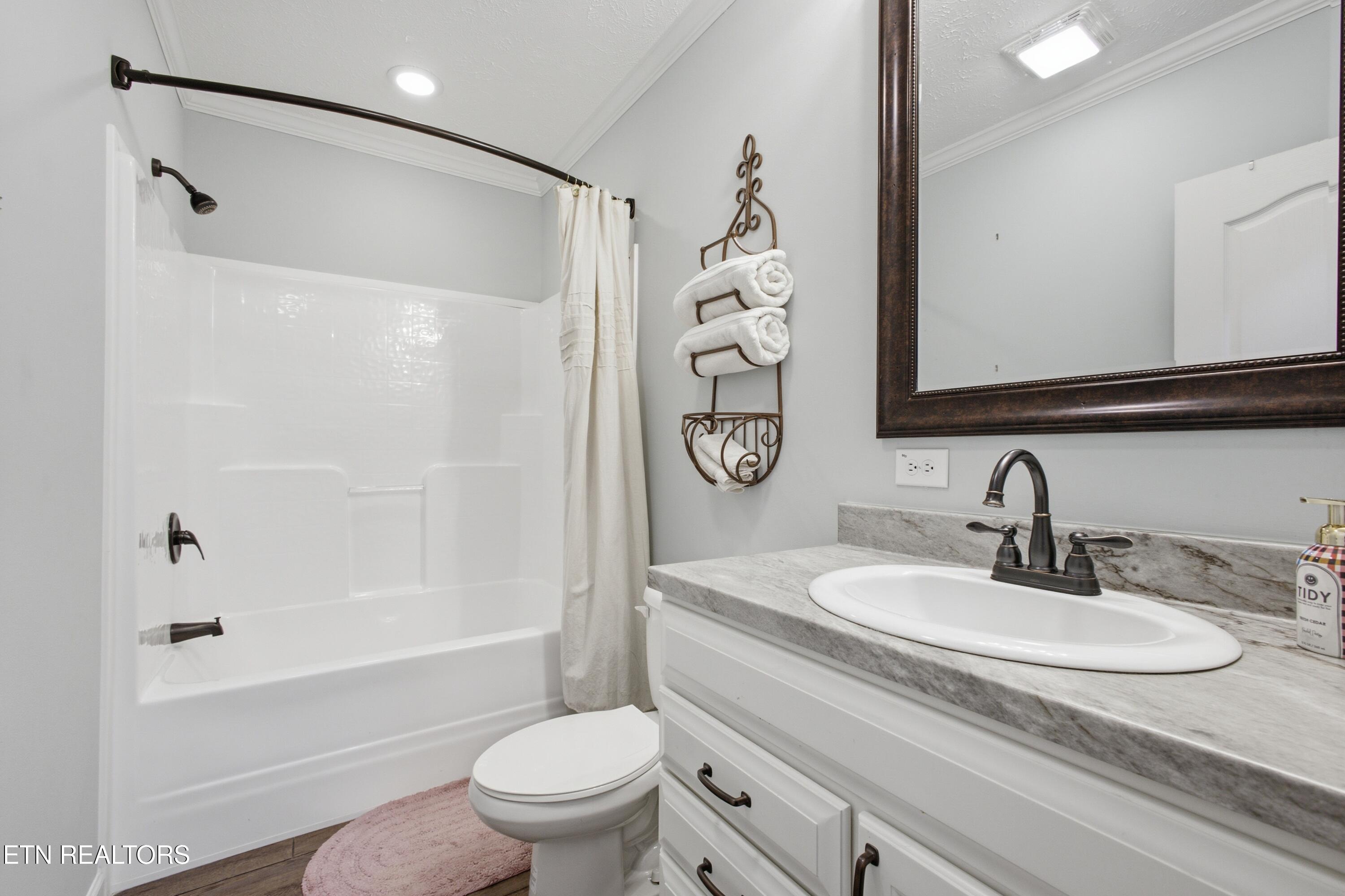 127 Narramore Lane Philadelphia TN 37846