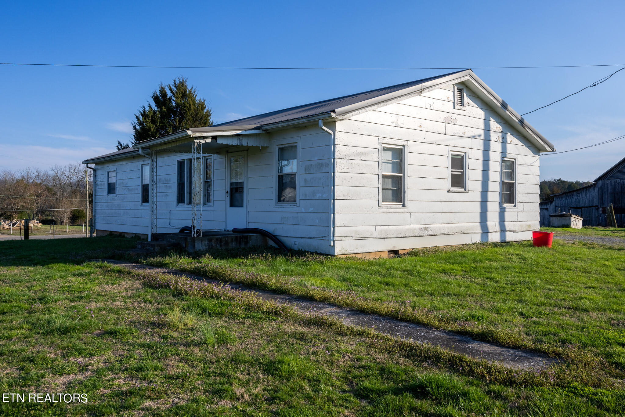 762 N Old Tellico Highway Madisonville TN 37354