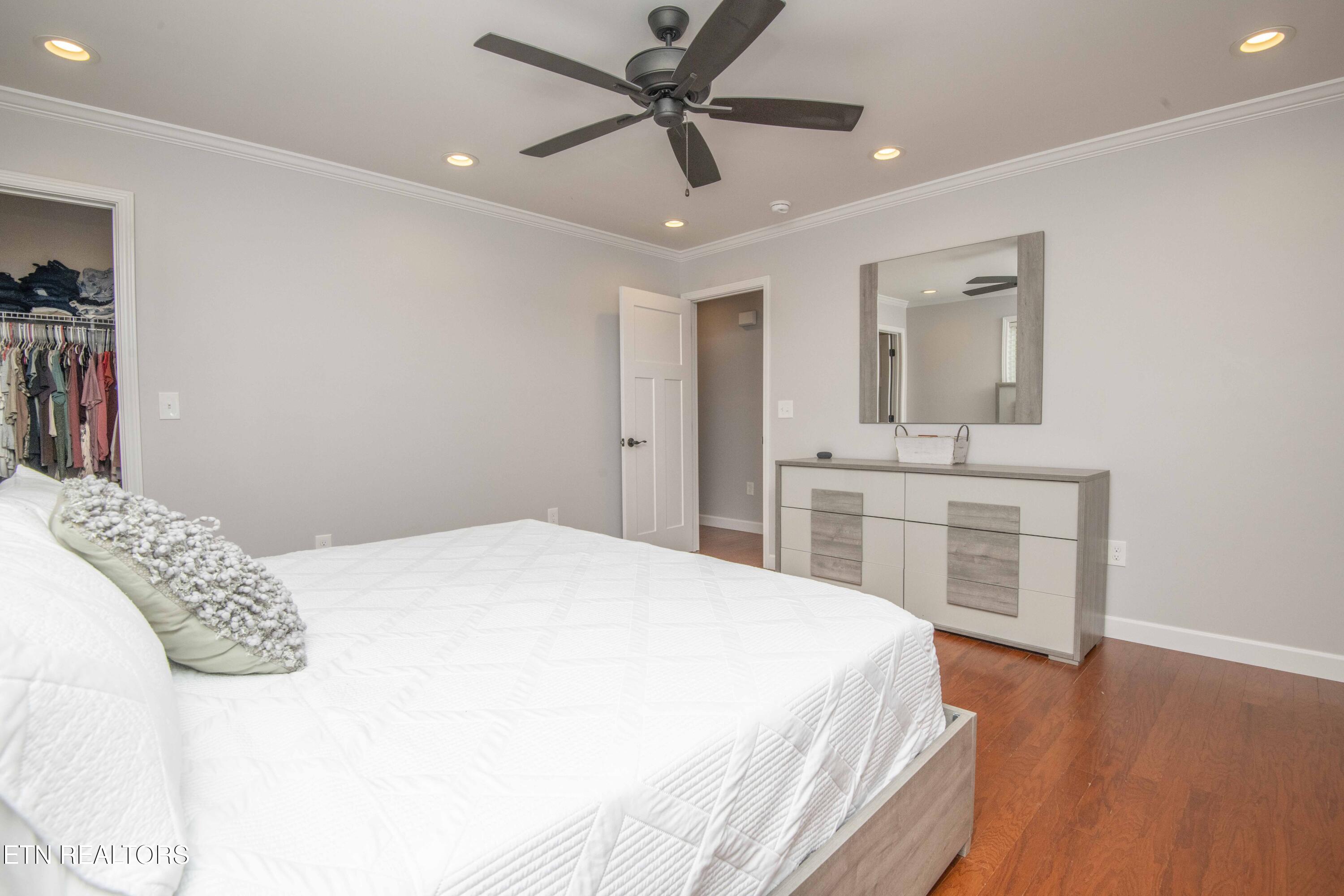 524 Westbury Drive Clinton TN 37716