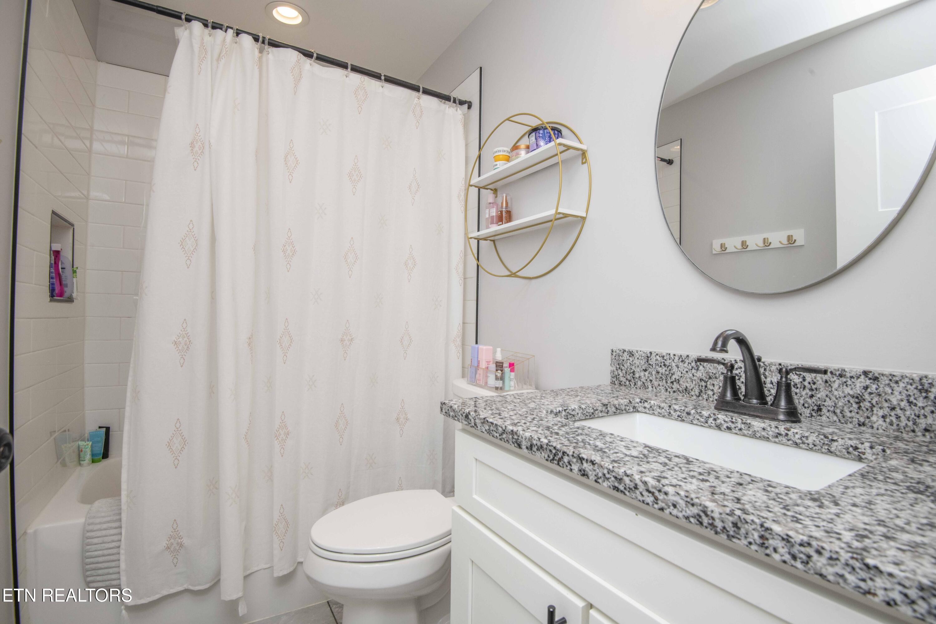 524 Westbury Drive Clinton TN 37716