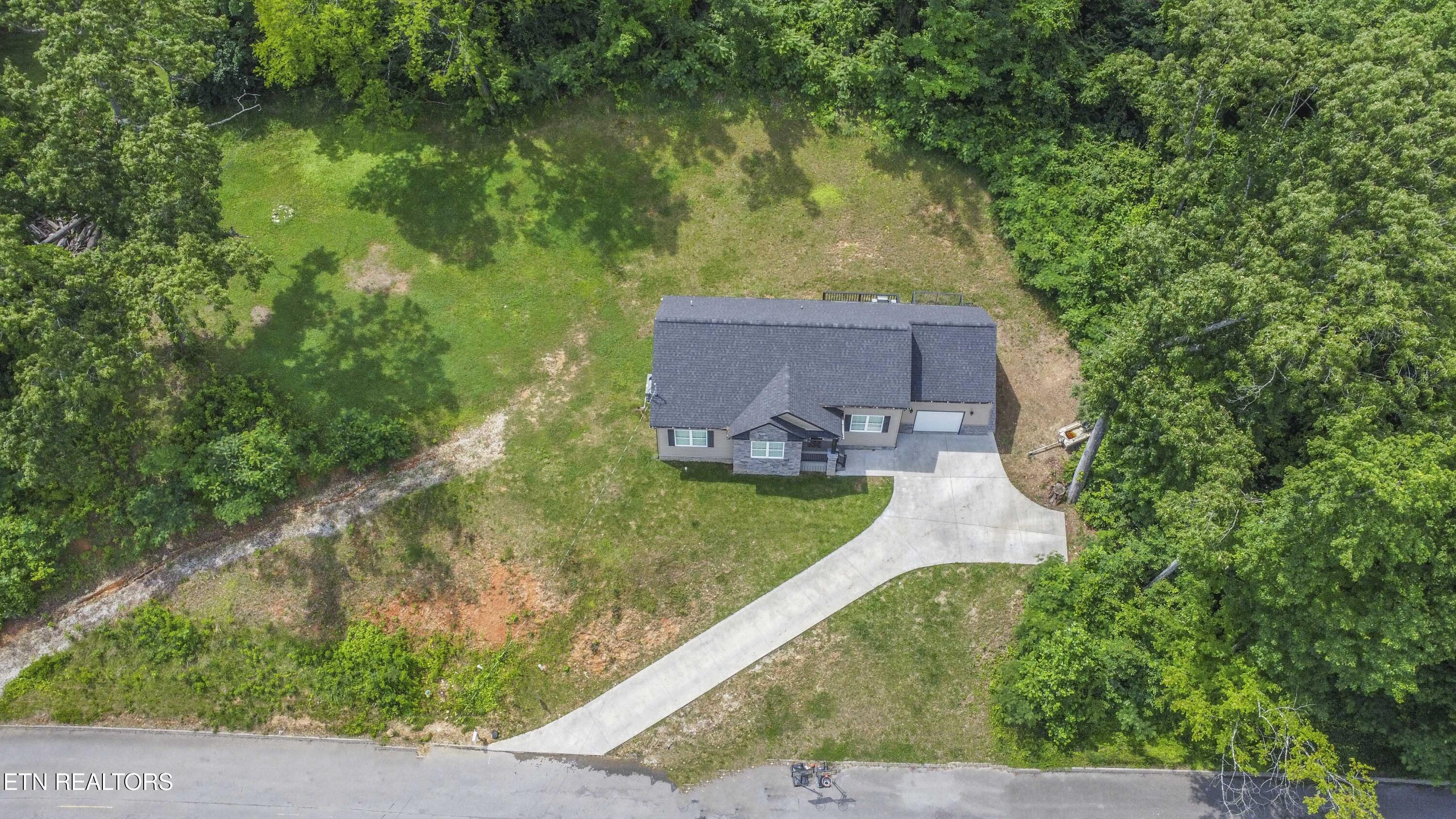 524 Westbury Drive Clinton TN 37716