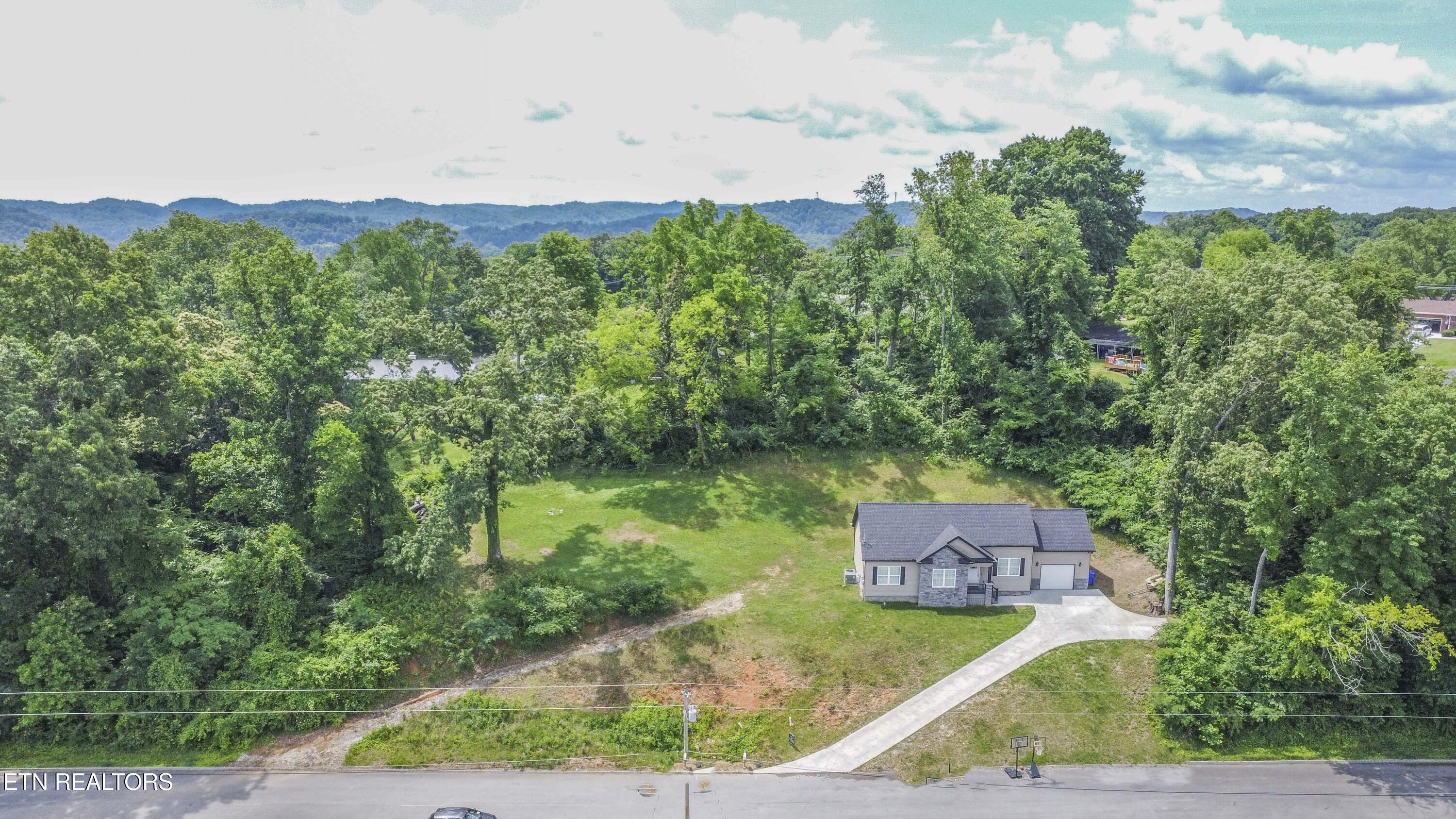 524 Westbury Drive Clinton TN 37716