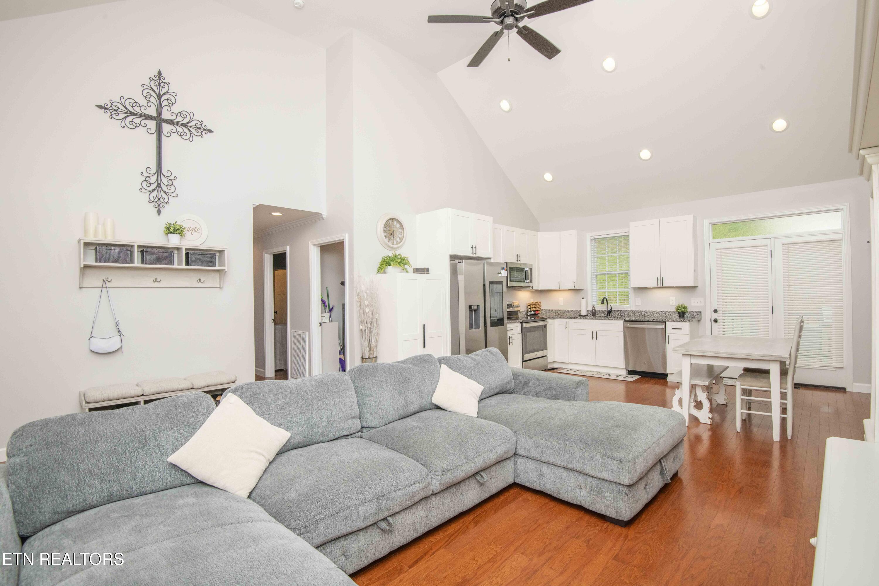 524 Westbury Drive Clinton TN 37716