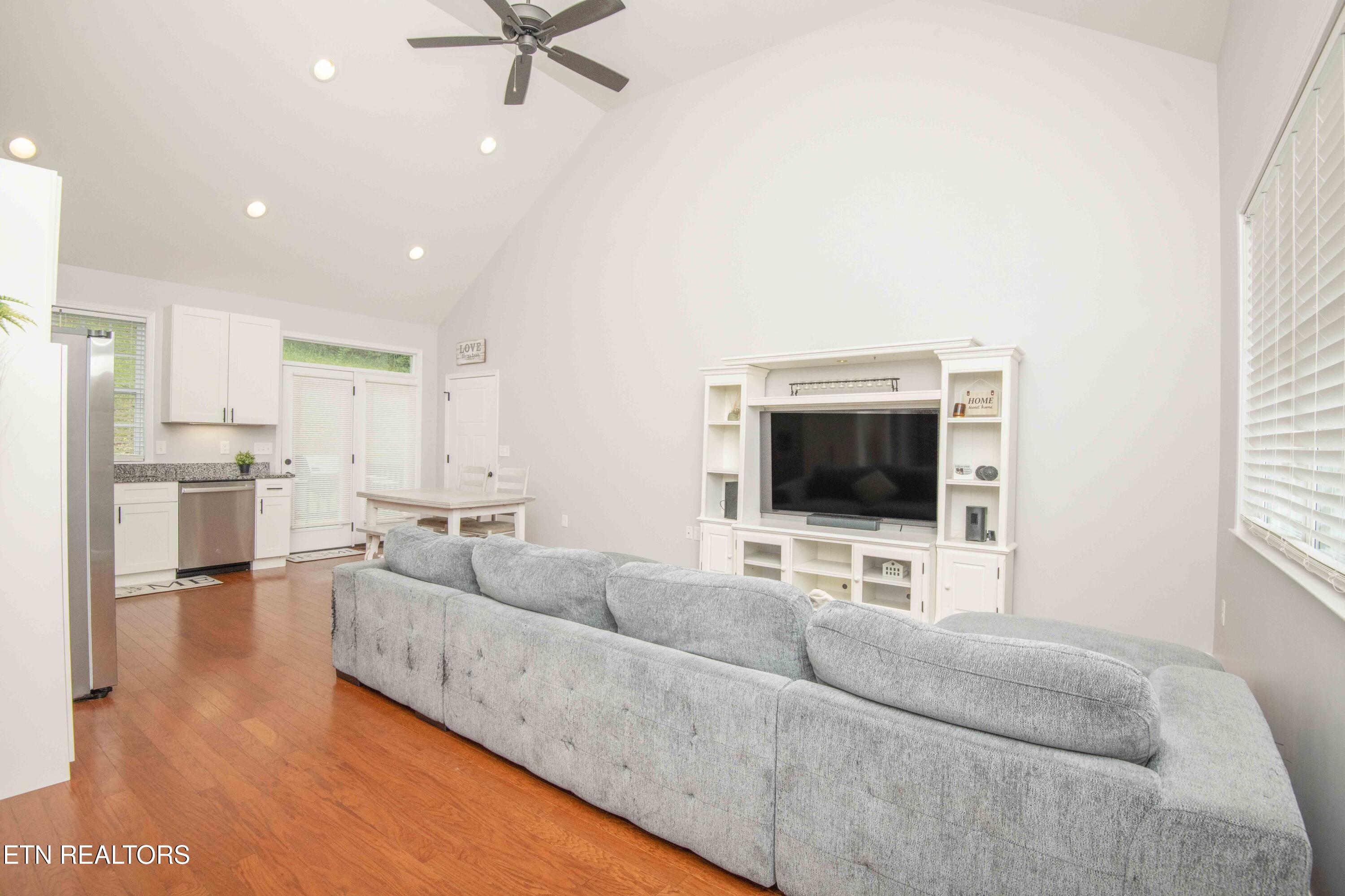 524 Westbury Drive Clinton TN 37716