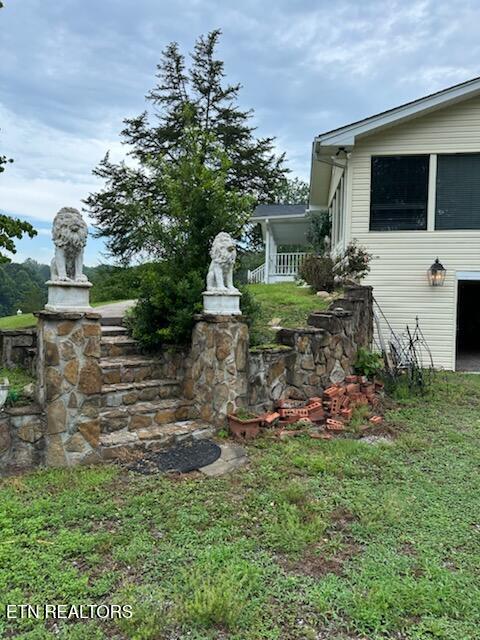 134 Old Pinecrest Lane Jacksboro TN 37757