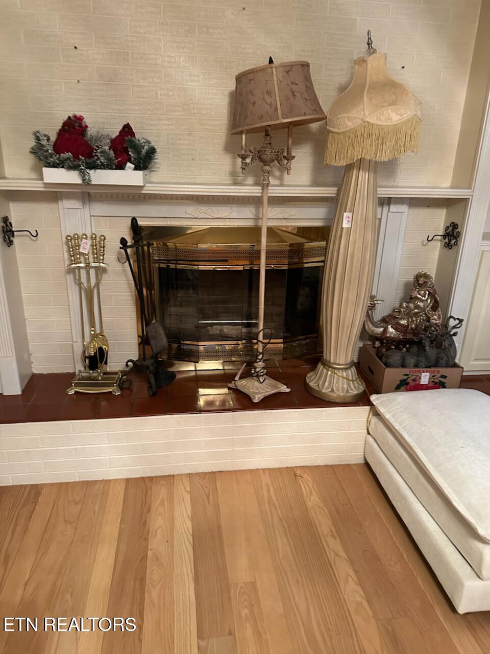 134 Old Pinecrest Lane Jacksboro TN 37757