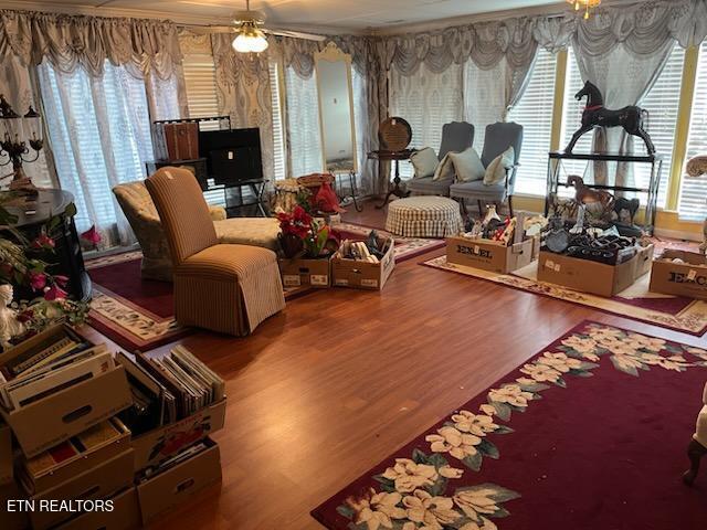 134 Old Pinecrest Lane Jacksboro TN 37757