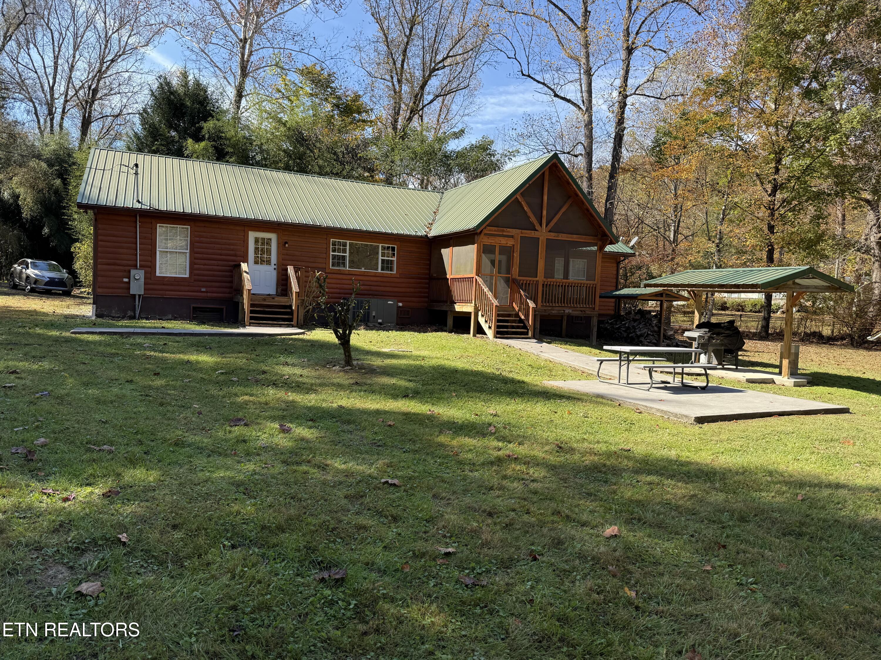 468 Bobcat Ridge Way Cosby TN 37722