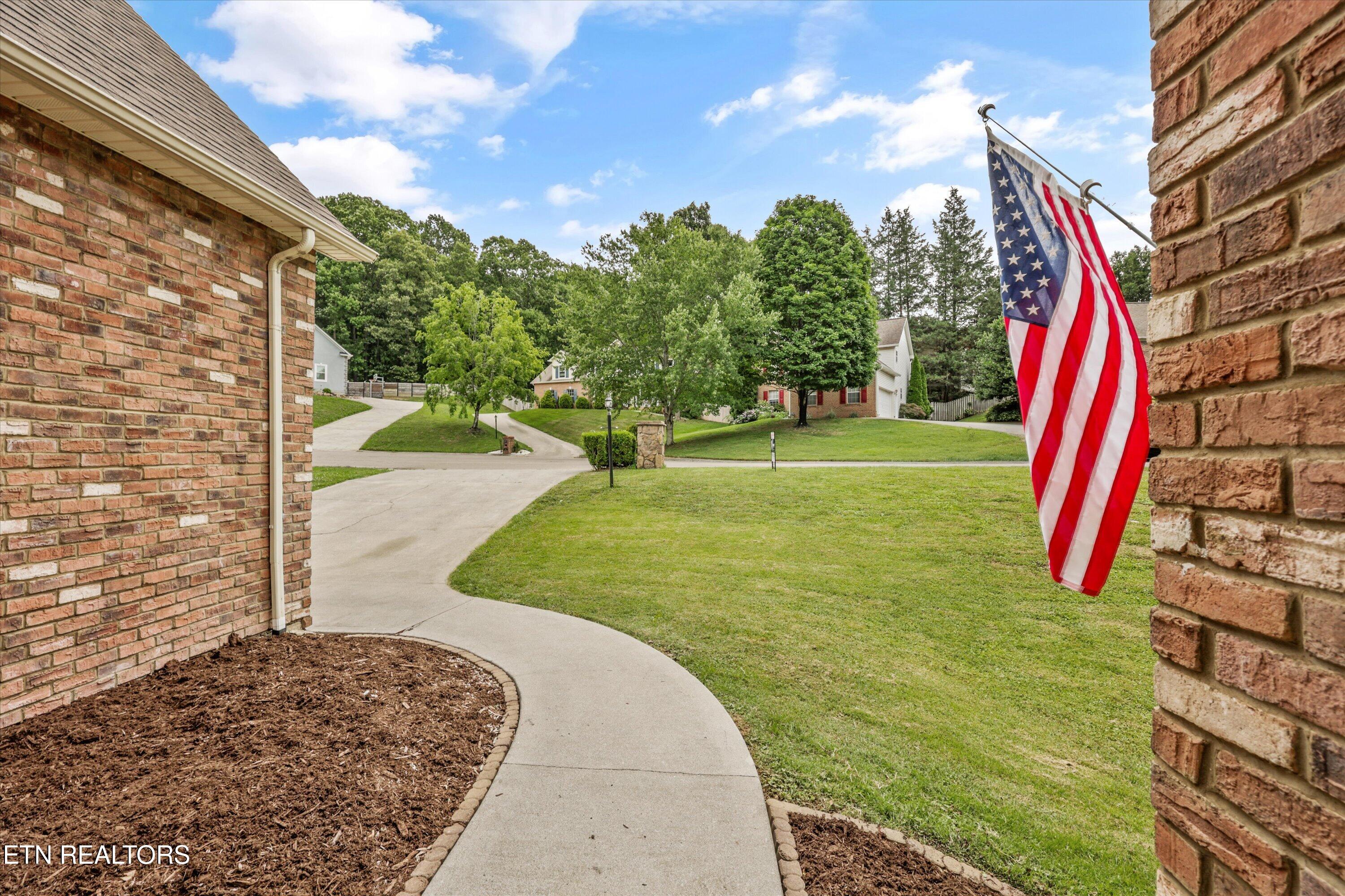 2145 Willow Creek Lane Knoxville TN 37909